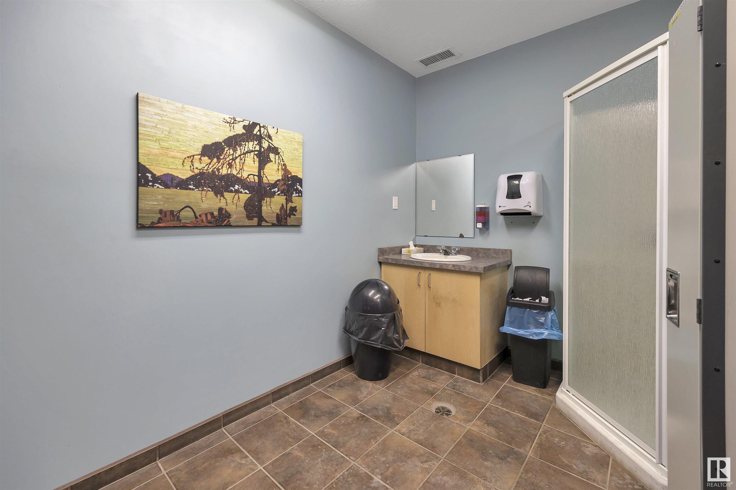      6109 46 A ST , Leduc,  ,T9E 7A6 ;  Listing Number: MLS E4420934