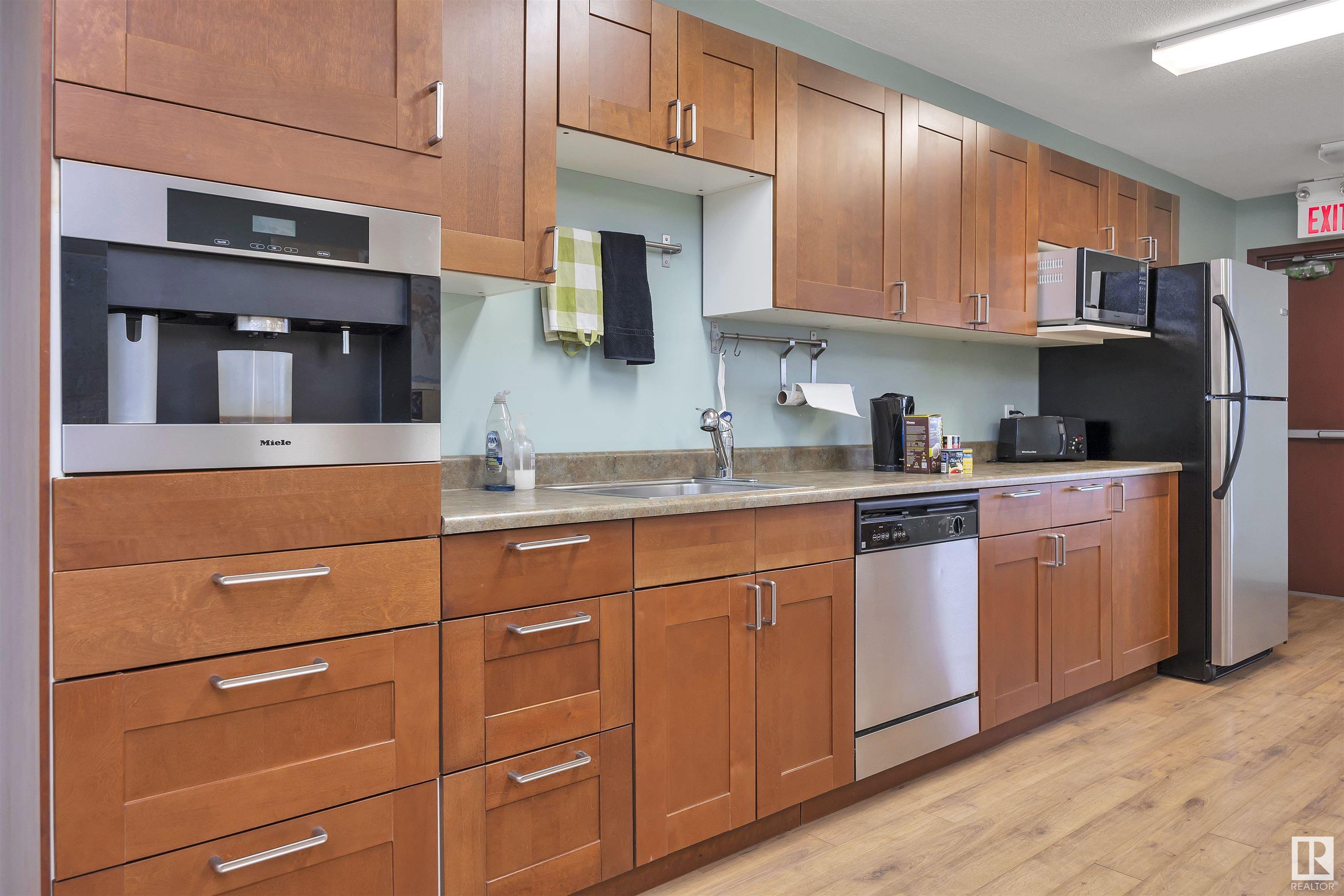     6109 46 A ST , Leduc,  ,T9E 7A6 ;  Listing Number: MLS E4420934
