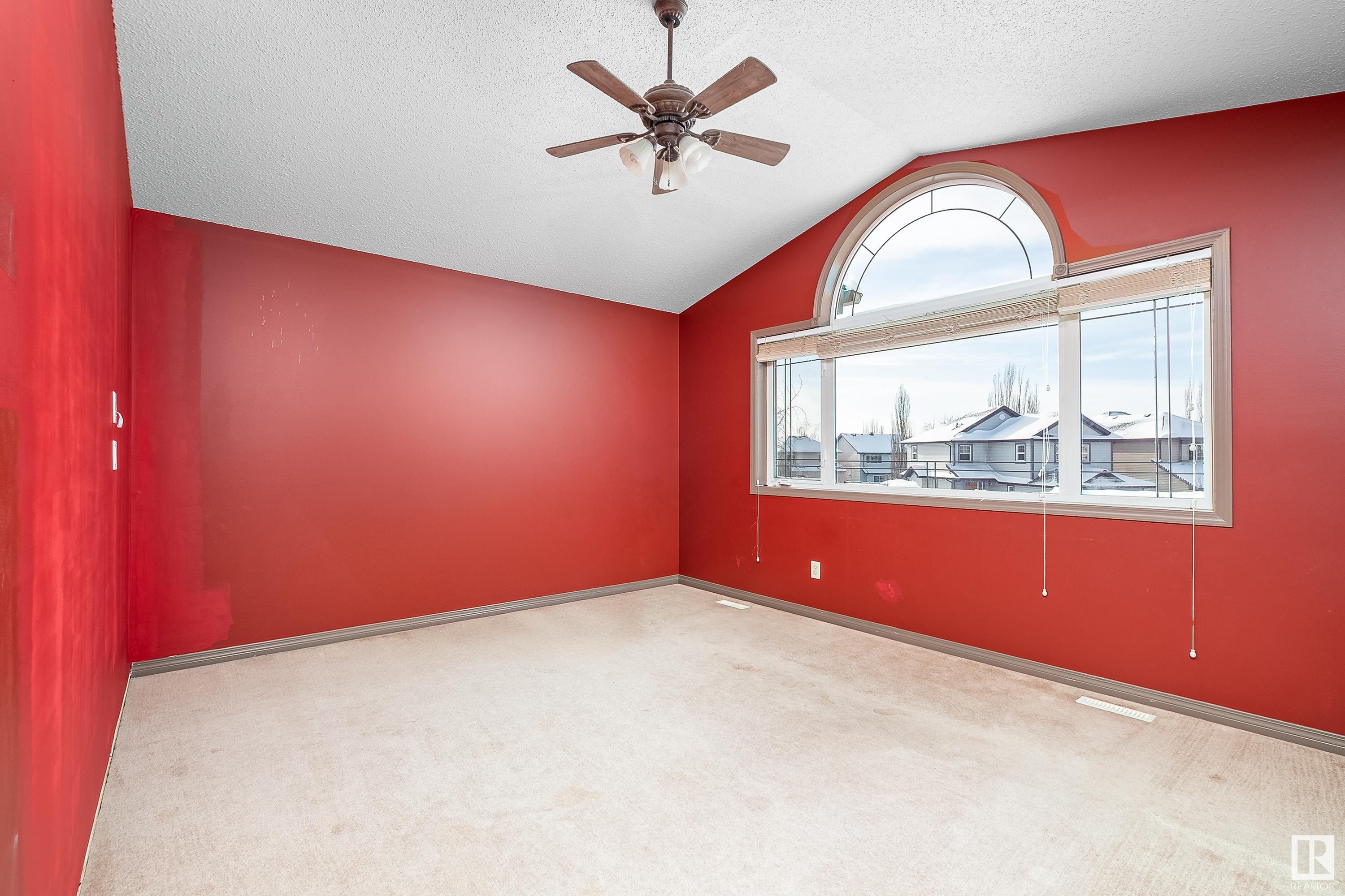      5639 204 ST NW , Edmonton,  ,T6M 2Z5 ;  Listing Number: MLS E4420937