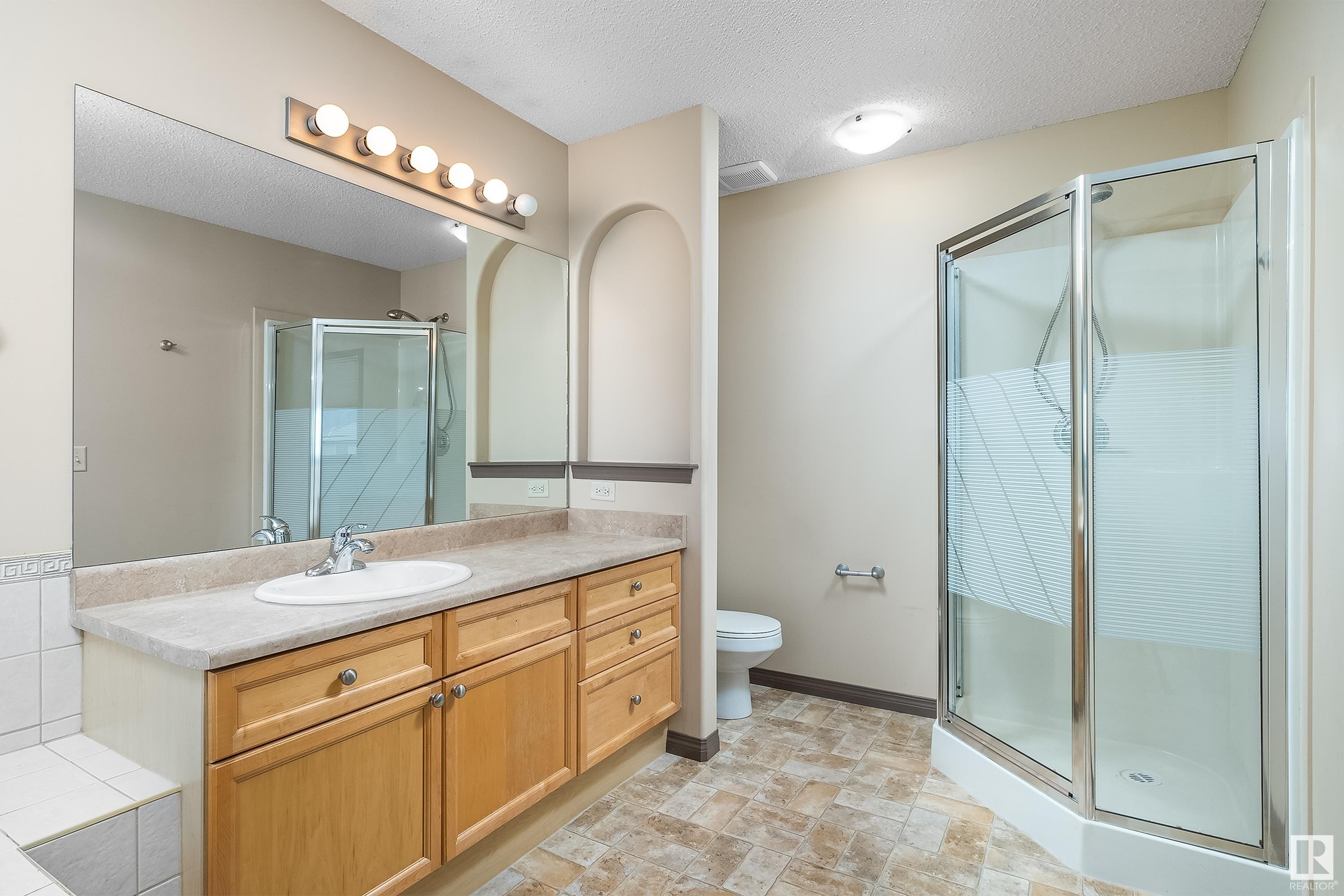      5639 204 ST NW , Edmonton,  ,T6M 2Z5 ;  Listing Number: MLS E4420937