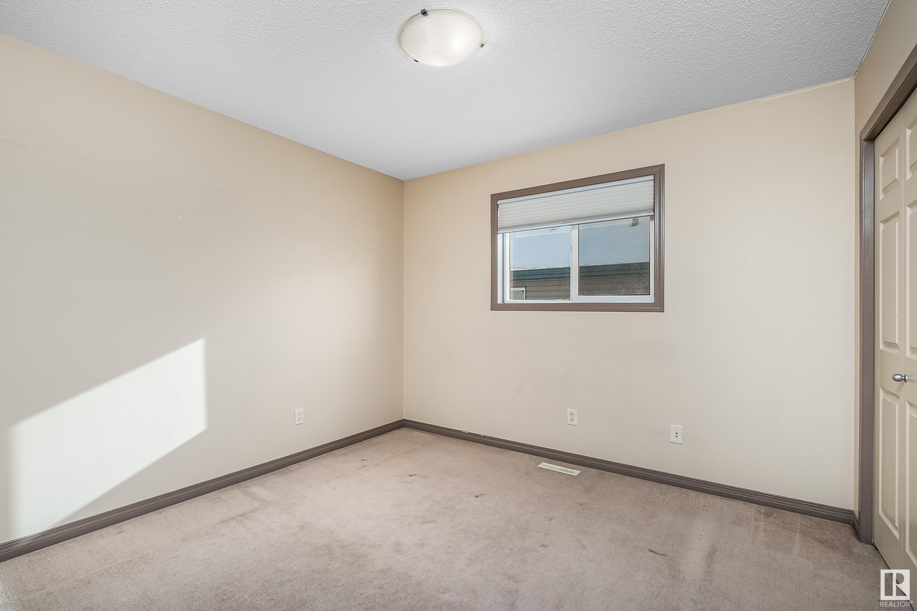      5639 204 ST NW , Edmonton,  ,T6M 2Z5 ;  Listing Number: MLS E4420937