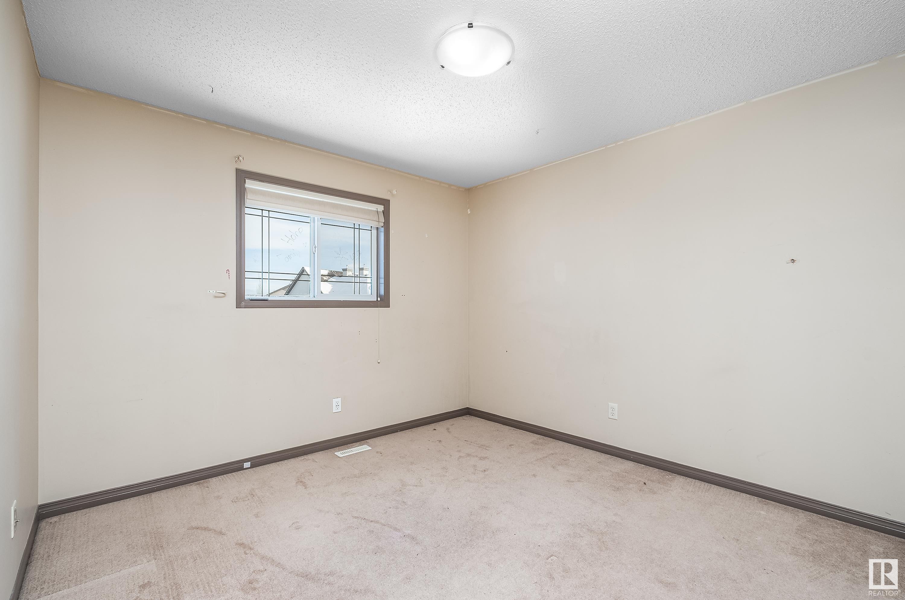      5639 204 ST NW , Edmonton,  ,T6M 2Z5 ;  Listing Number: MLS E4420937