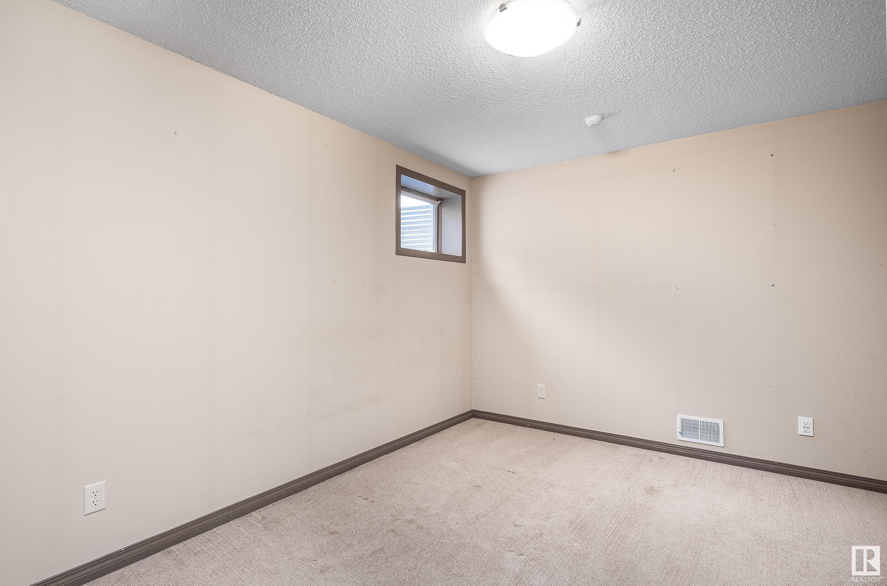      5639 204 ST NW , Edmonton,  ,T6M 2Z5 ;  Listing Number: MLS E4420937