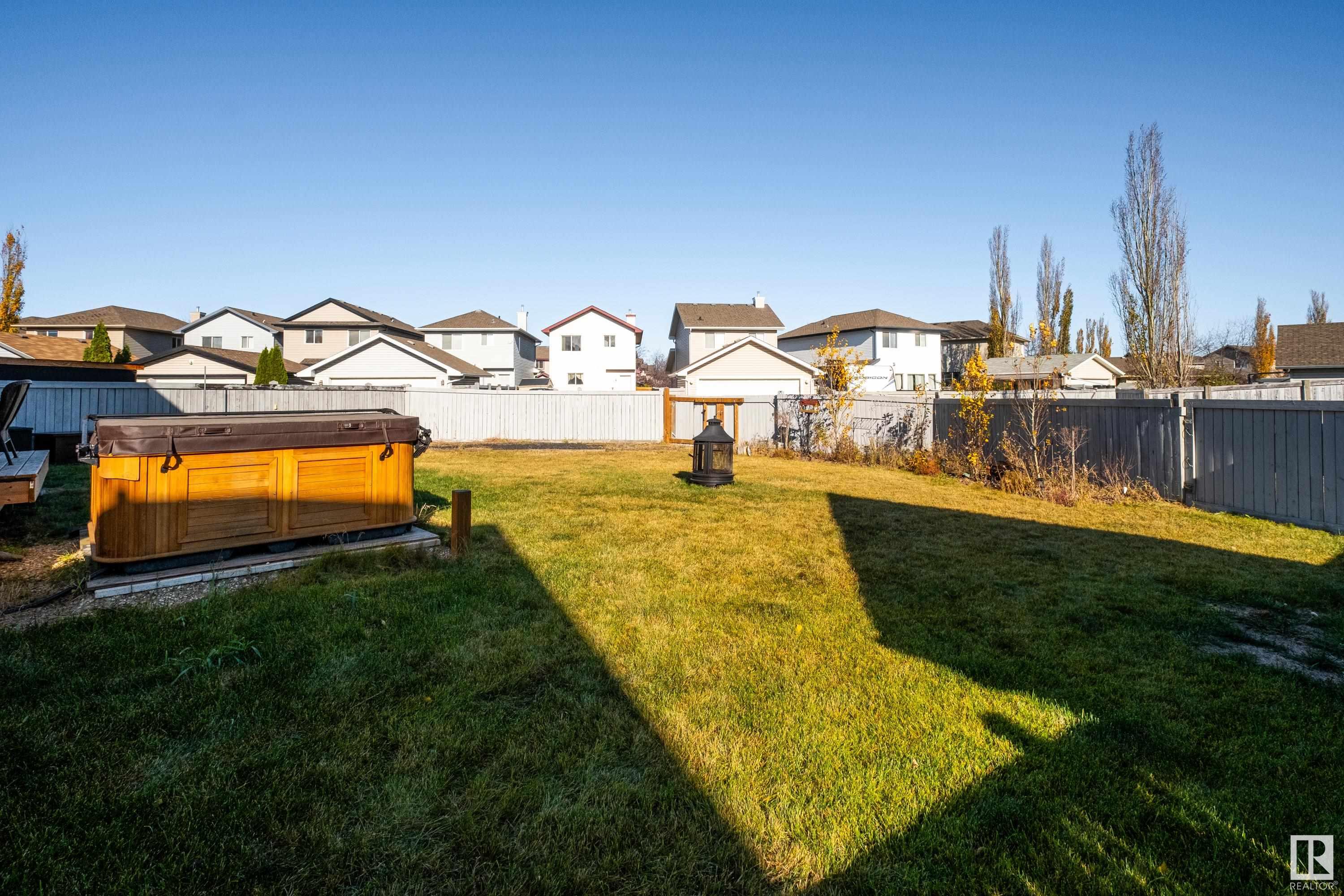      5639 204 ST NW , Edmonton,  ,T6M 2Z5 ;  Listing Number: MLS E4420937