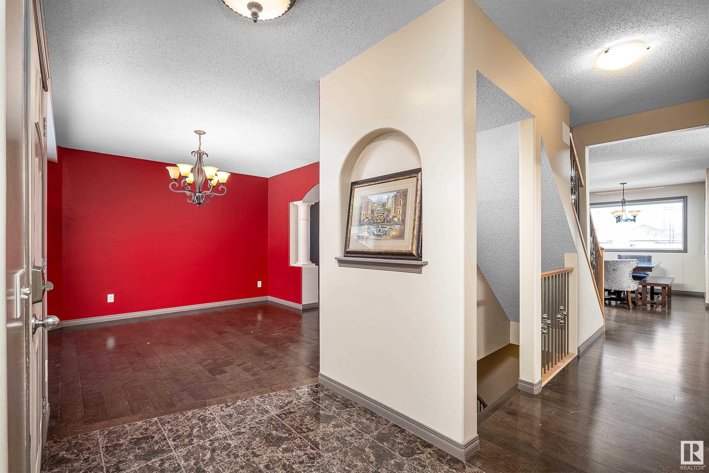      5639 204 ST NW , Edmonton,  ,T6M 2Z5 ;  Listing Number: MLS E4420937
