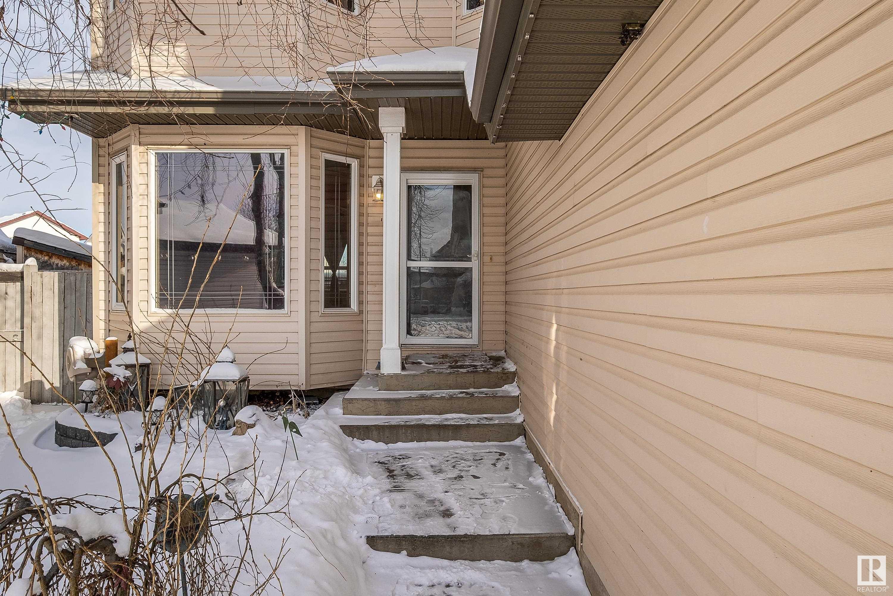      5639 204 ST NW , Edmonton,  ,T6M 2Z5 ;  Listing Number: MLS E4420937