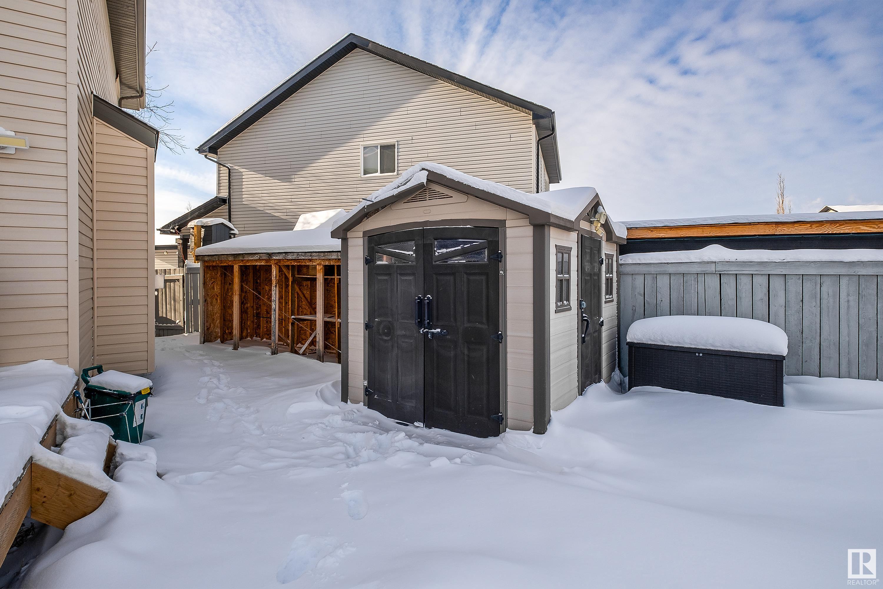      5639 204 ST NW , Edmonton,  ,T6M 2Z5 ;  Listing Number: MLS E4420937