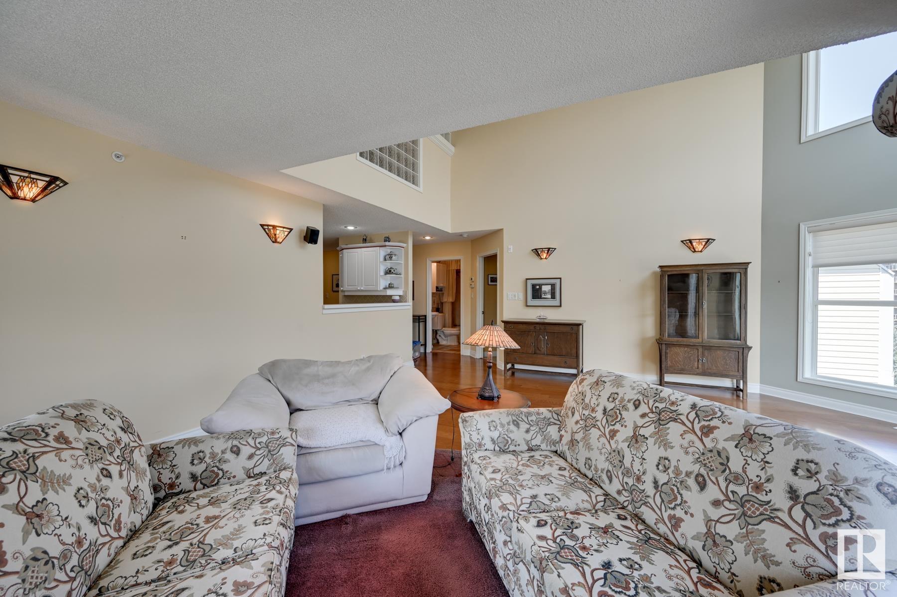      #504 10221 111 ST NW , Edmonton,  ,T5K 2W5 ;  Listing Number: MLS E4420945