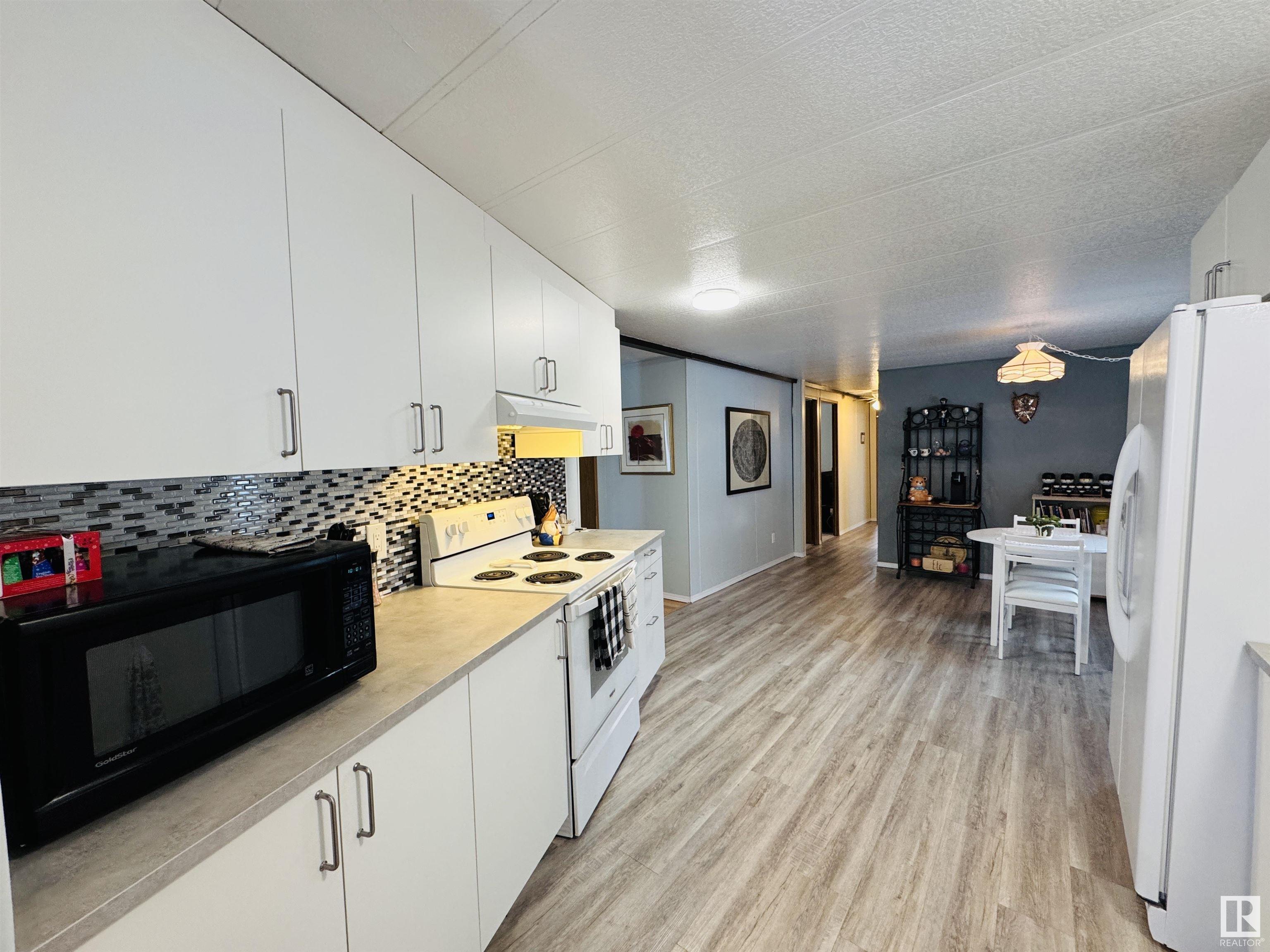      #28 12604 153 AV NW , Edmonton,  ,T5X 4M7 ;  Listing Number: MLS E4420948