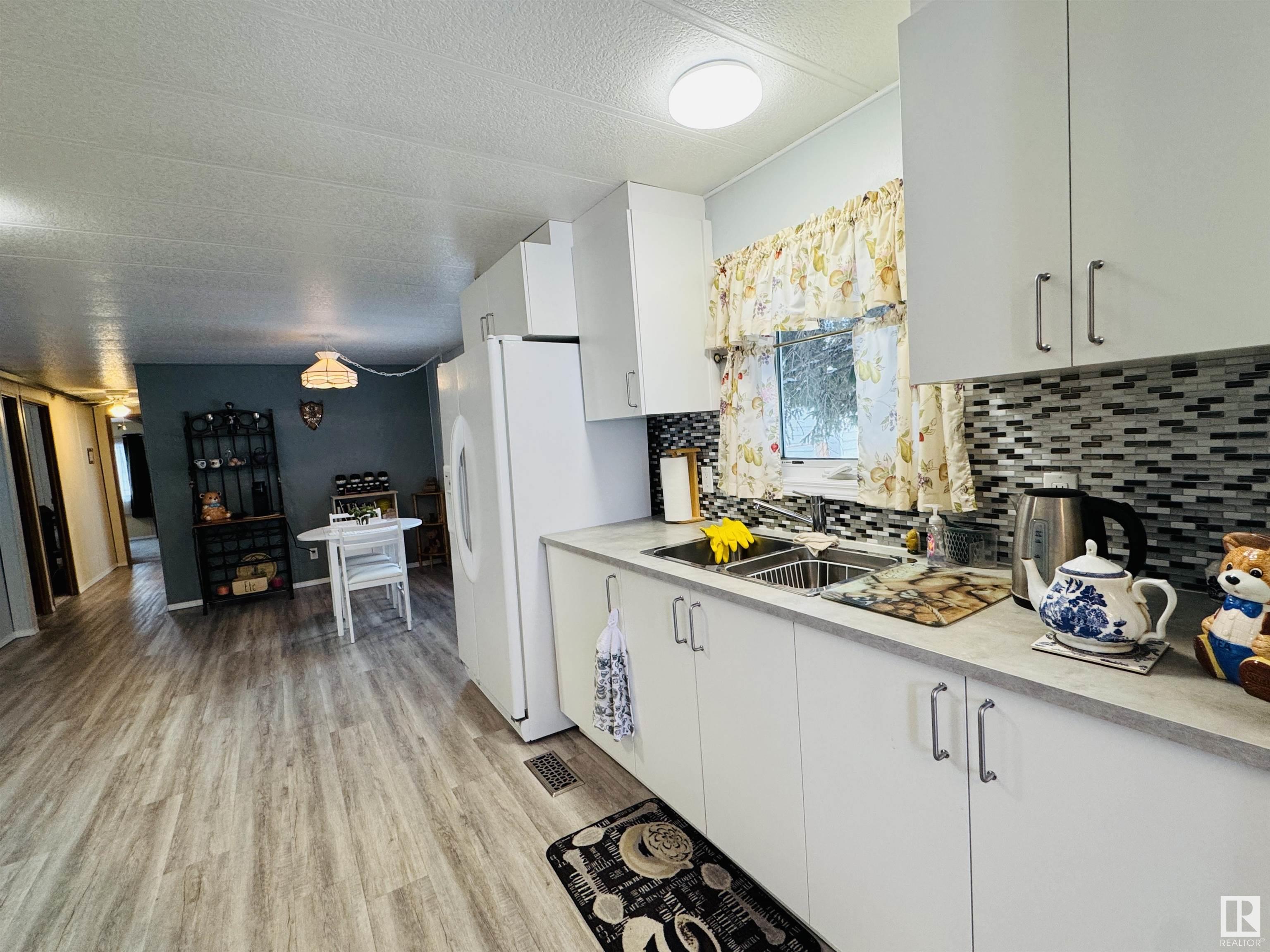      #28 12604 153 AV NW , Edmonton,  ,T5X 4M7 ;  Listing Number: MLS E4420948