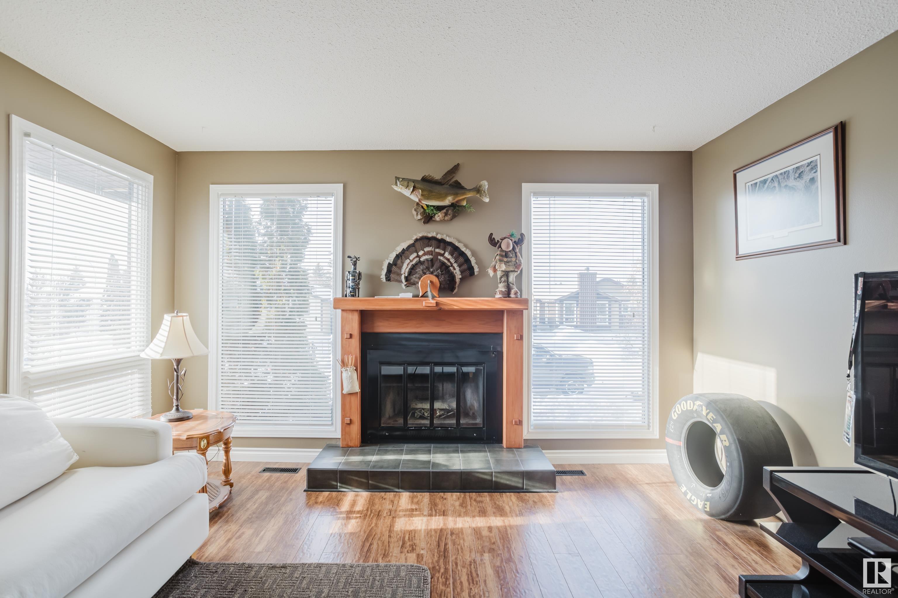      9405 81 ST , Fort Saskatchewan,  ,T8L 3M9 ;  Listing Number: MLS E4420949