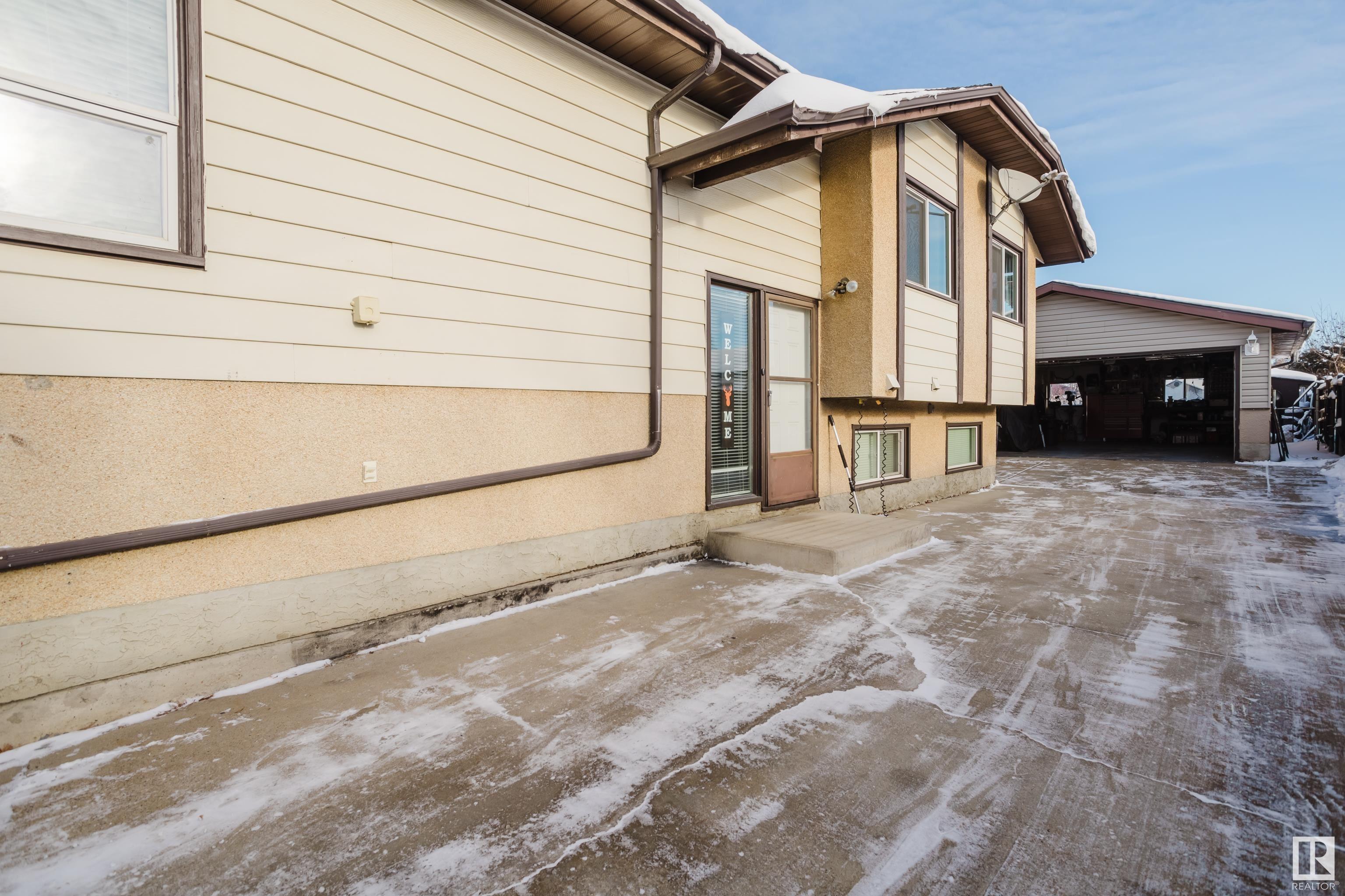      9405 81 ST , Fort Saskatchewan,  ,T8L 3M9 ;  Listing Number: MLS E4420949