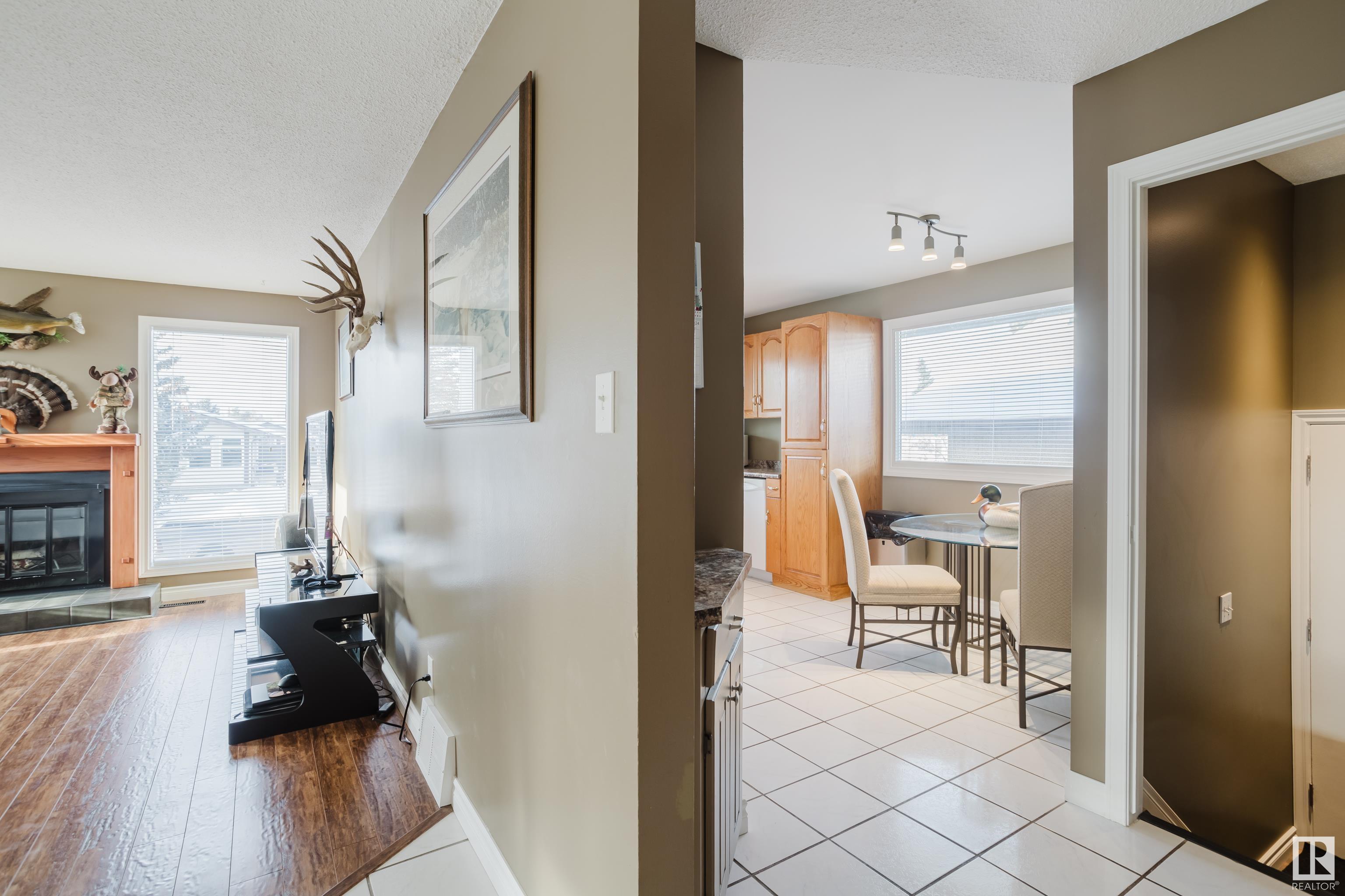      9405 81 ST , Fort Saskatchewan,  ,T8L 3M9 ;  Listing Number: MLS E4420949