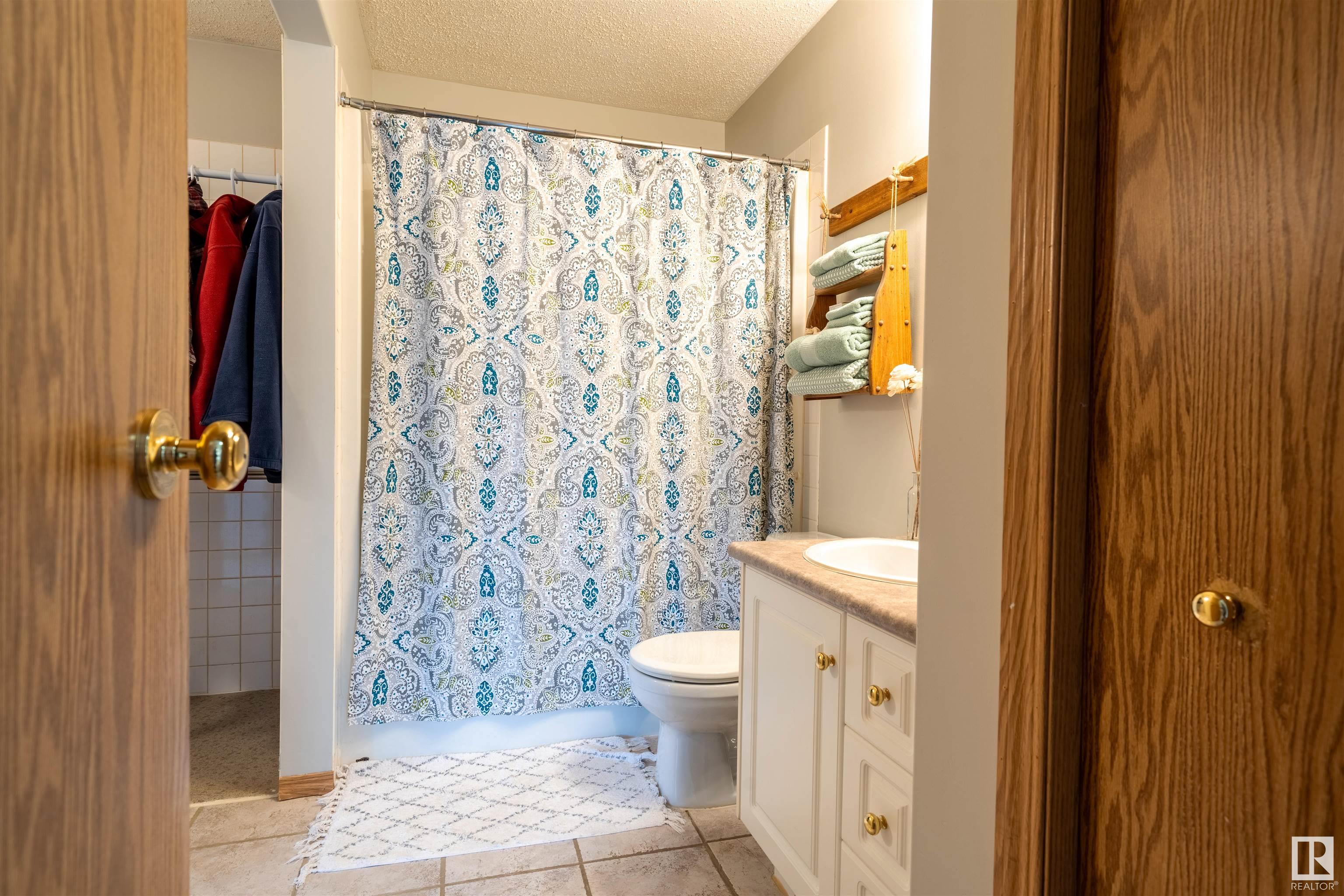      1310 8 AV , Cold Lake,  ,T9M 1N6 ;  Listing Number: MLS E4420950