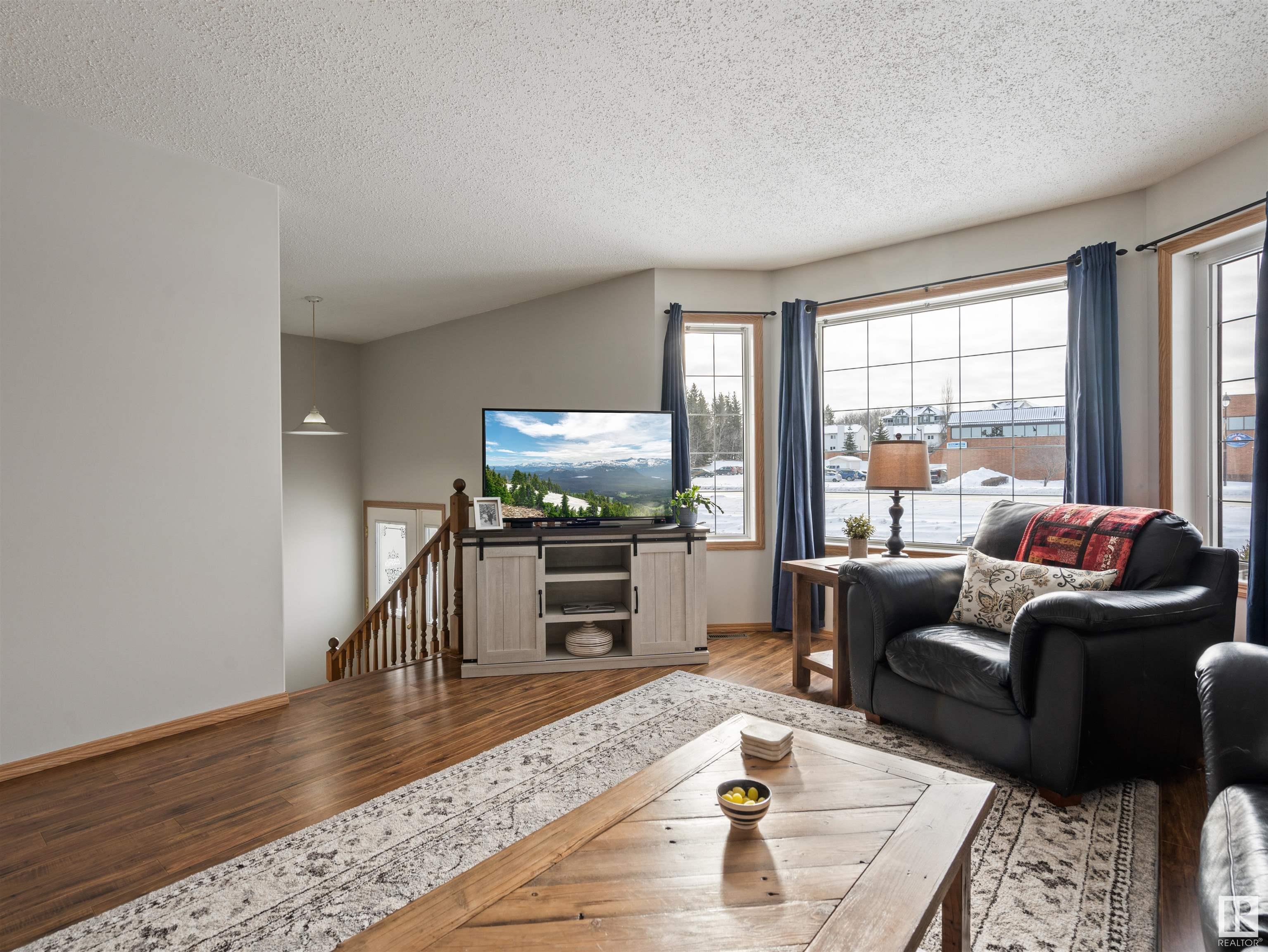      1310 8 AV , Cold Lake,  ,T9M 1N6 ;  Listing Number: MLS E4420950