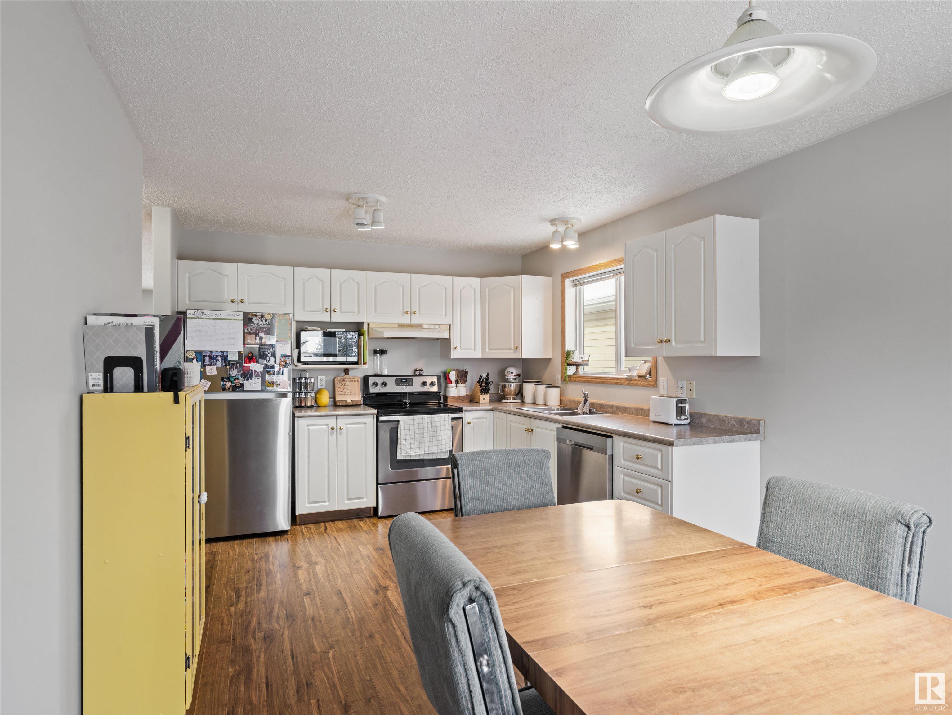      1310 8 AV , Cold Lake,  ,T9M 1N6 ;  Listing Number: MLS E4420950