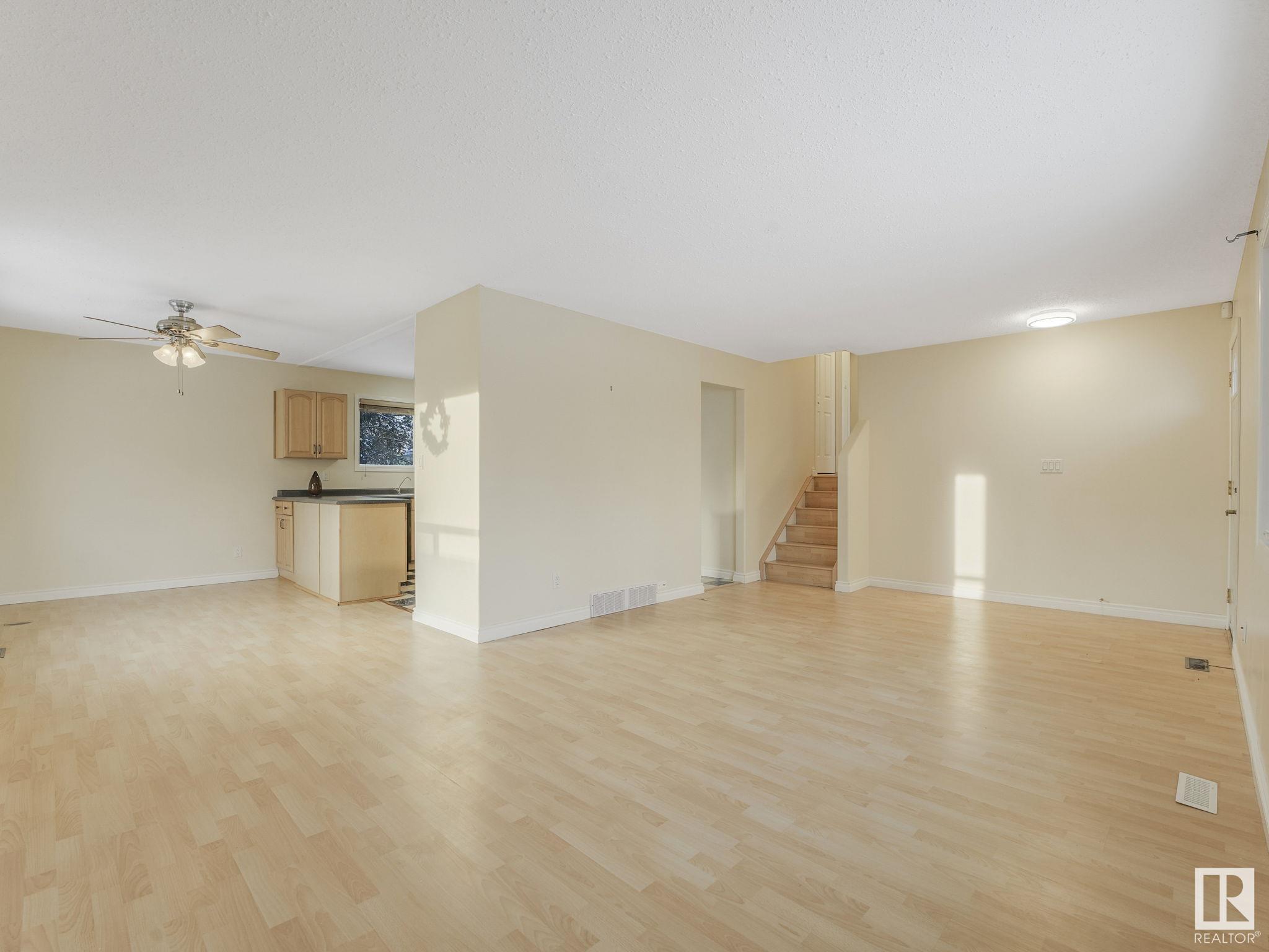      141 HOMESTEAD CR NW , Edmonton,  ,T5A 2Y1 ;  Listing Number: MLS E4420951