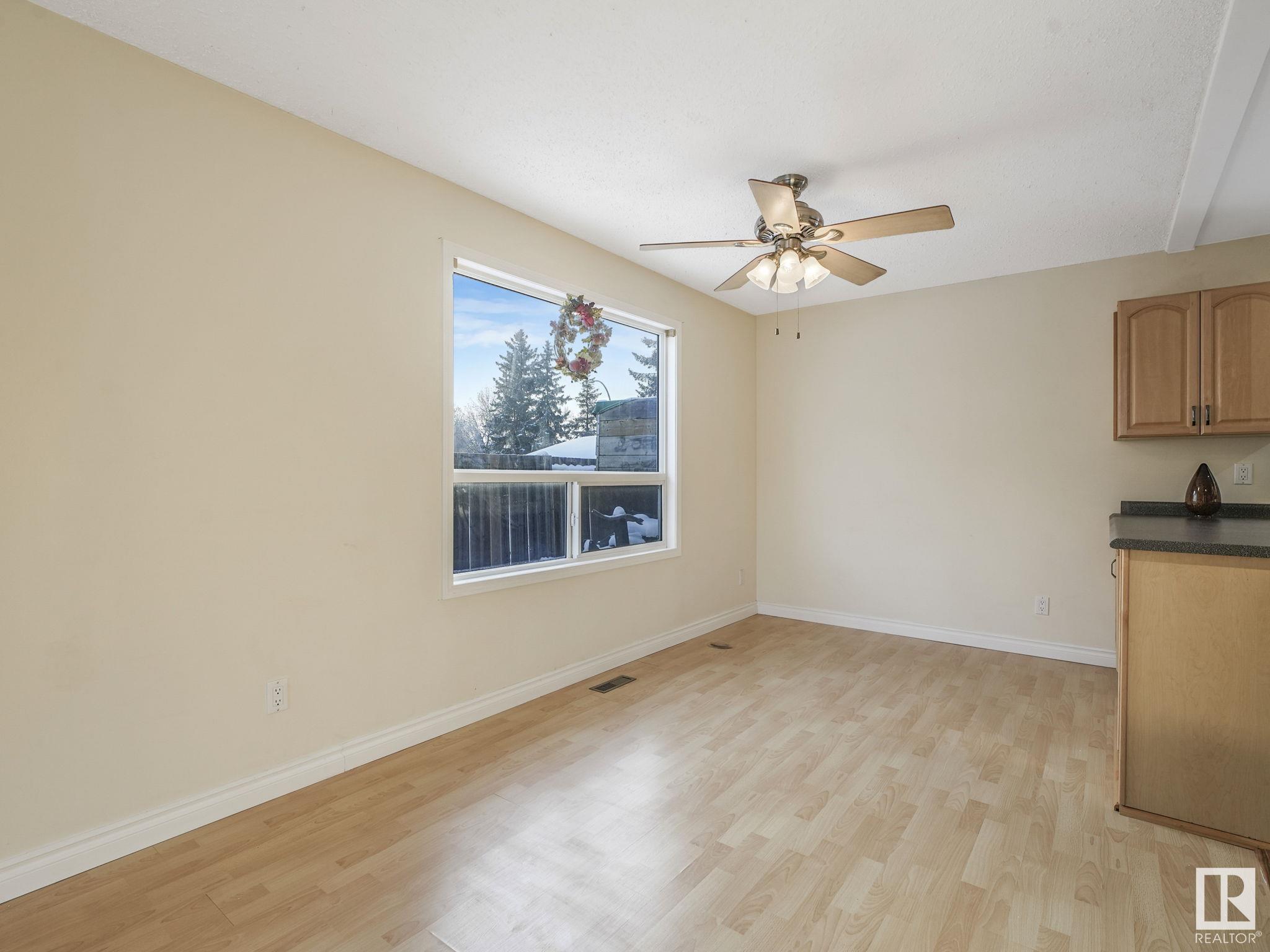      141 HOMESTEAD CR NW , Edmonton,  ,T5A 2Y1 ;  Listing Number: MLS E4420951