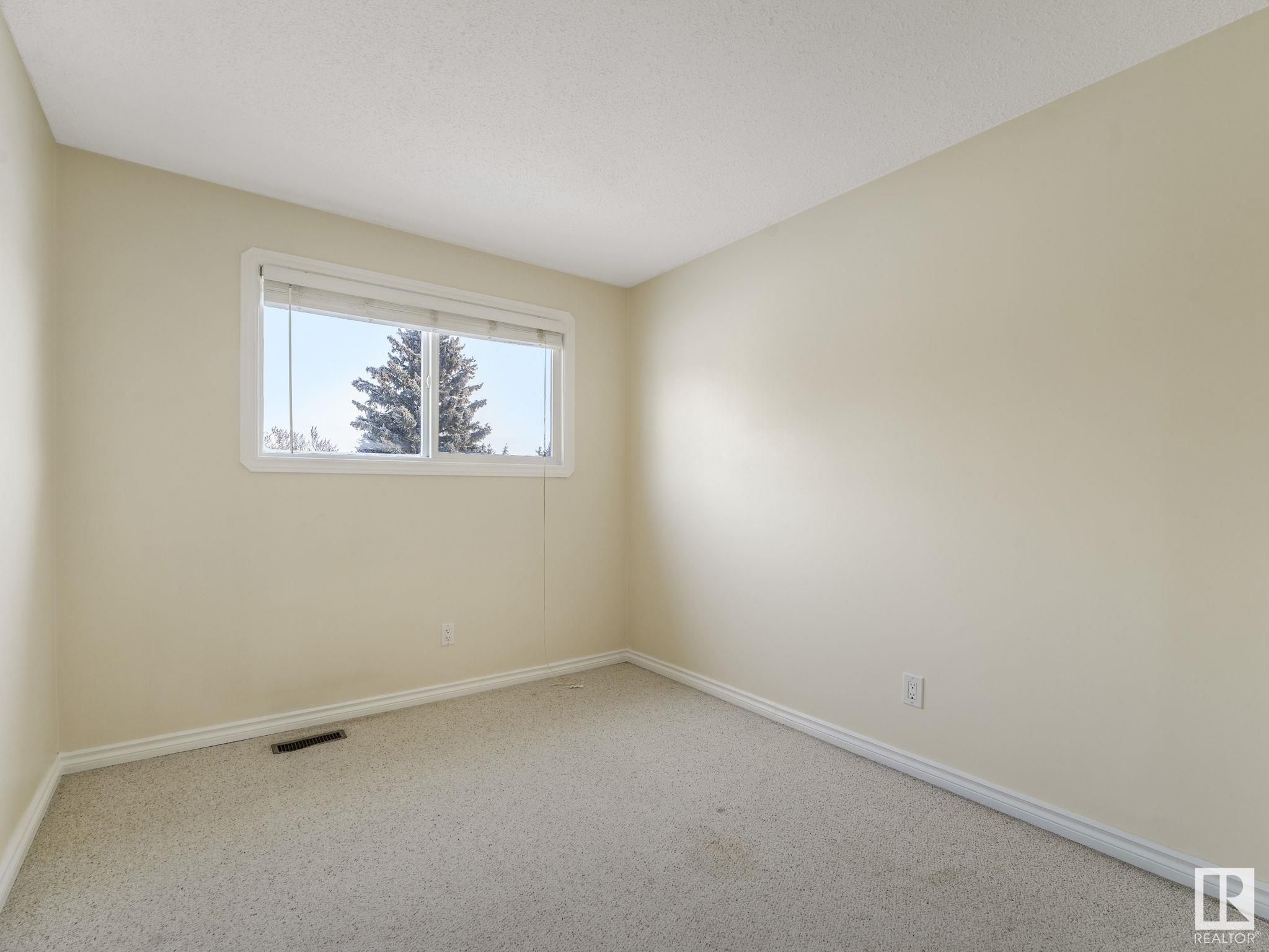      141 HOMESTEAD CR NW , Edmonton,  ,T5A 2Y1 ;  Listing Number: MLS E4420951