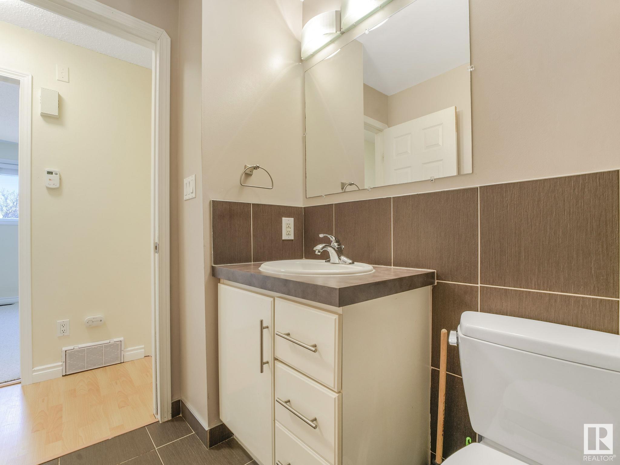      141 HOMESTEAD CR NW , Edmonton,  ,T5A 2Y1 ;  Listing Number: MLS E4420951