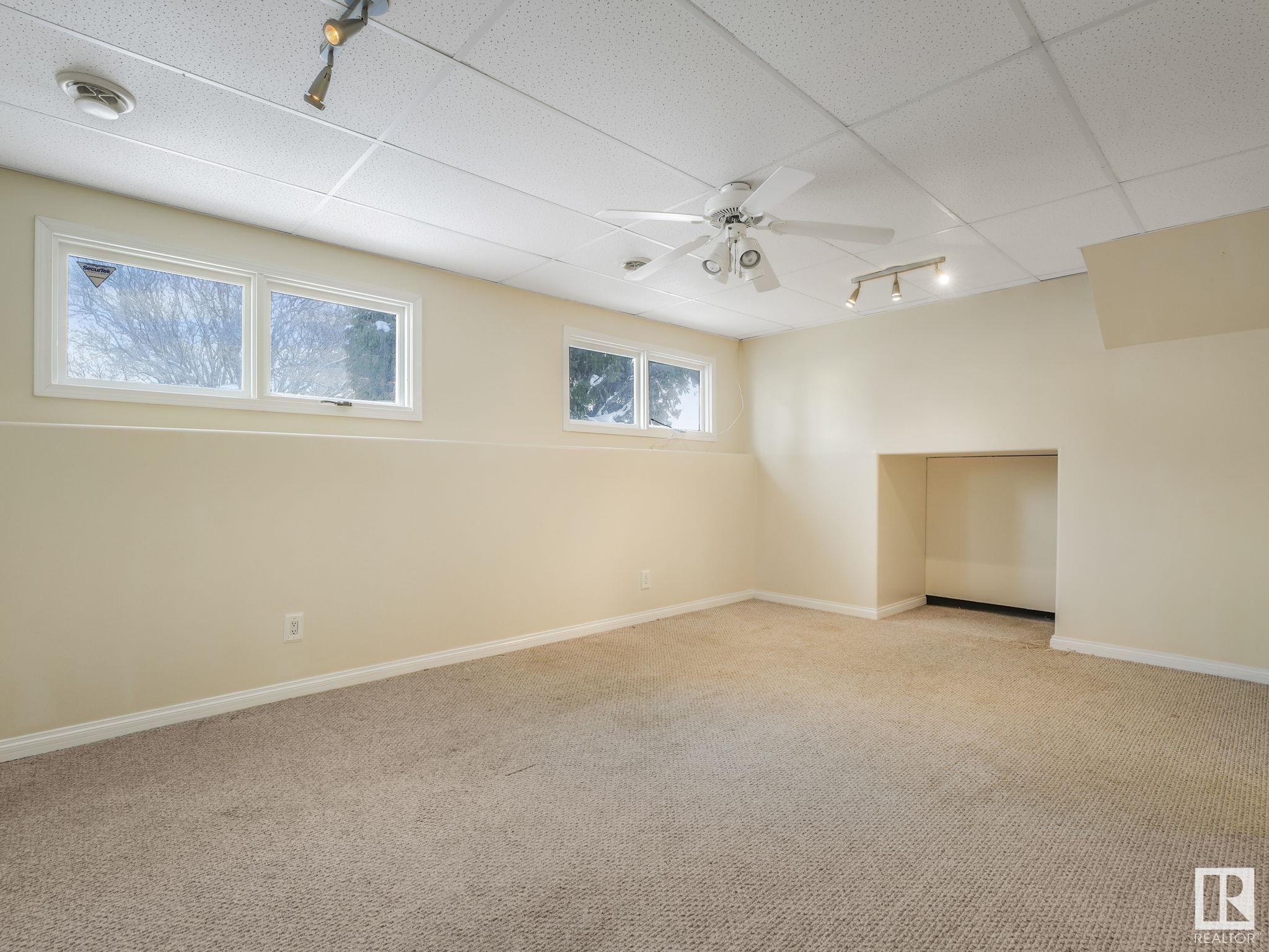      141 HOMESTEAD CR NW , Edmonton,  ,T5A 2Y1 ;  Listing Number: MLS E4420951