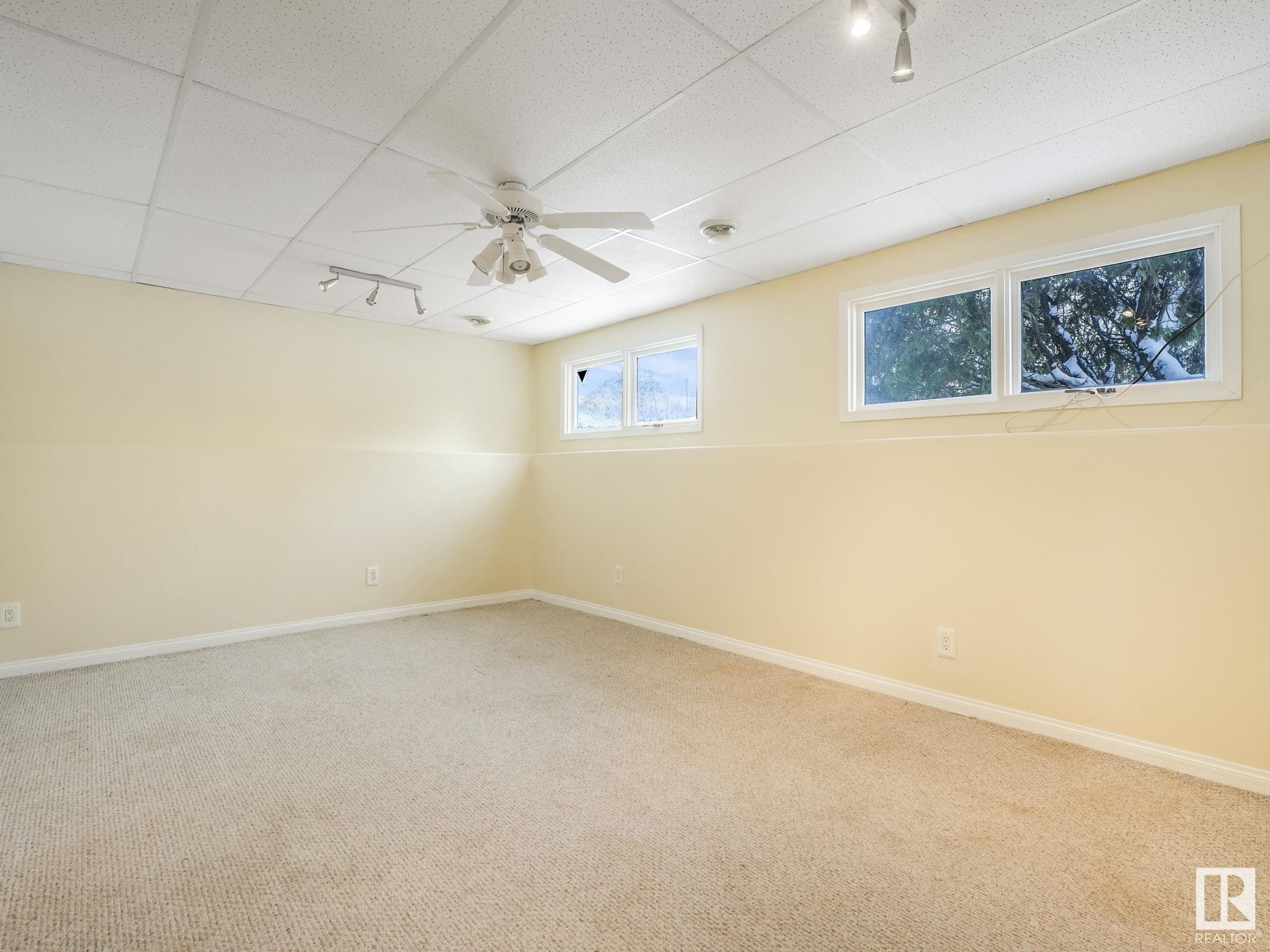      141 HOMESTEAD CR NW , Edmonton,  ,T5A 2Y1 ;  Listing Number: MLS E4420951