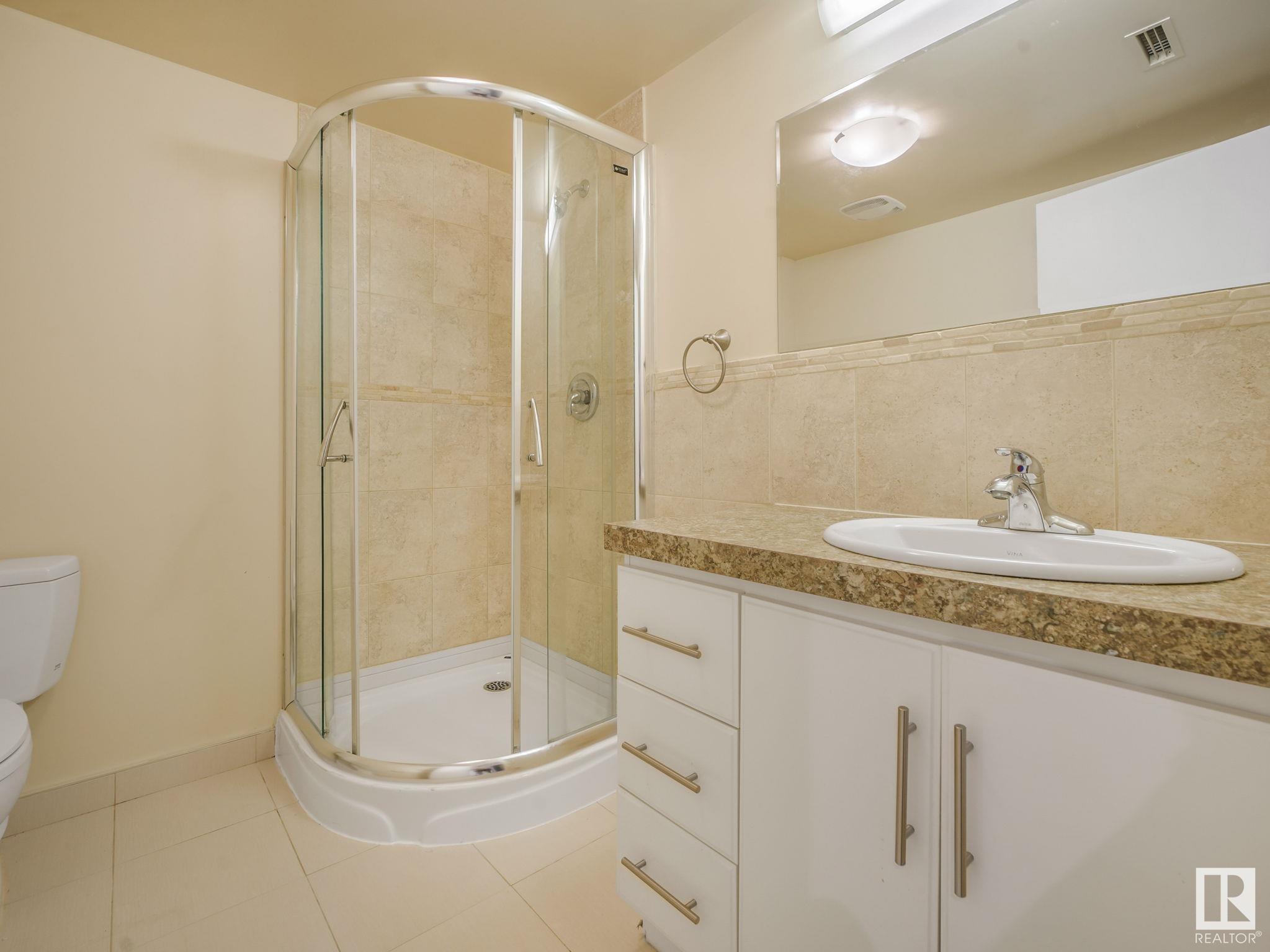      141 HOMESTEAD CR NW , Edmonton,  ,T5A 2Y1 ;  Listing Number: MLS E4420951