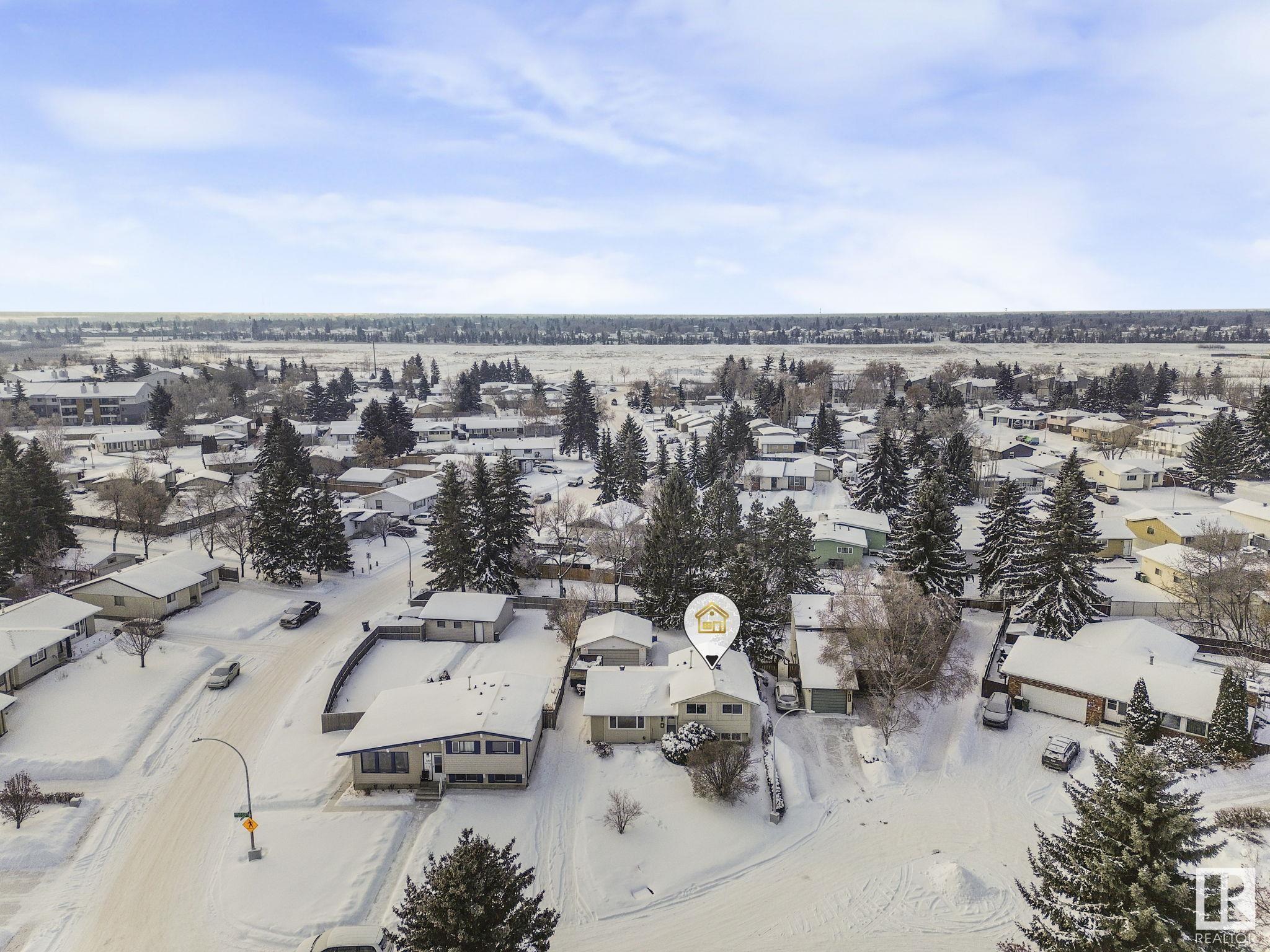      141 HOMESTEAD CR NW , Edmonton,  ,T5A 2Y1 ;  Listing Number: MLS E4420951
