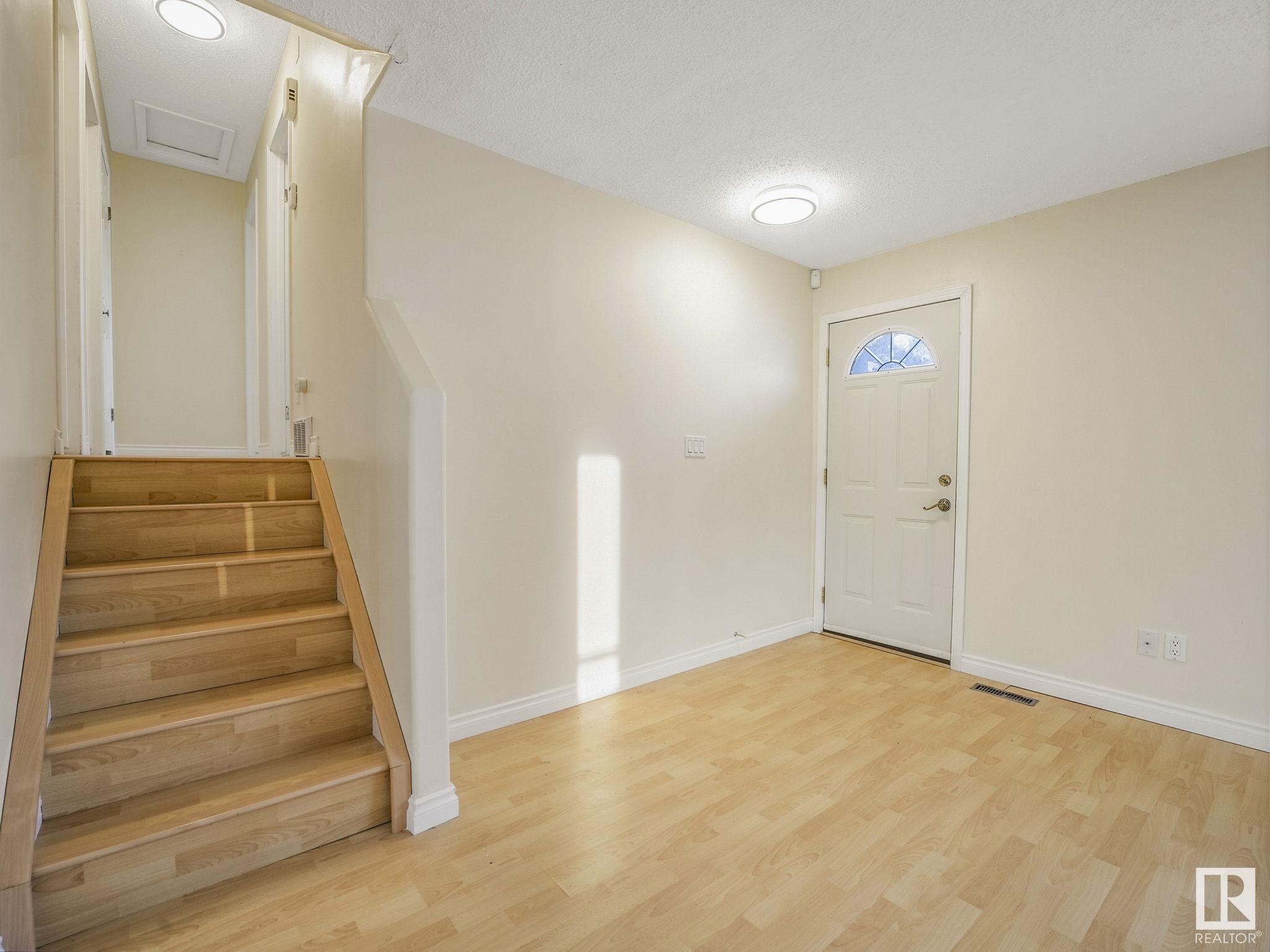      141 HOMESTEAD CR NW , Edmonton,  ,T5A 2Y1 ;  Listing Number: MLS E4420951