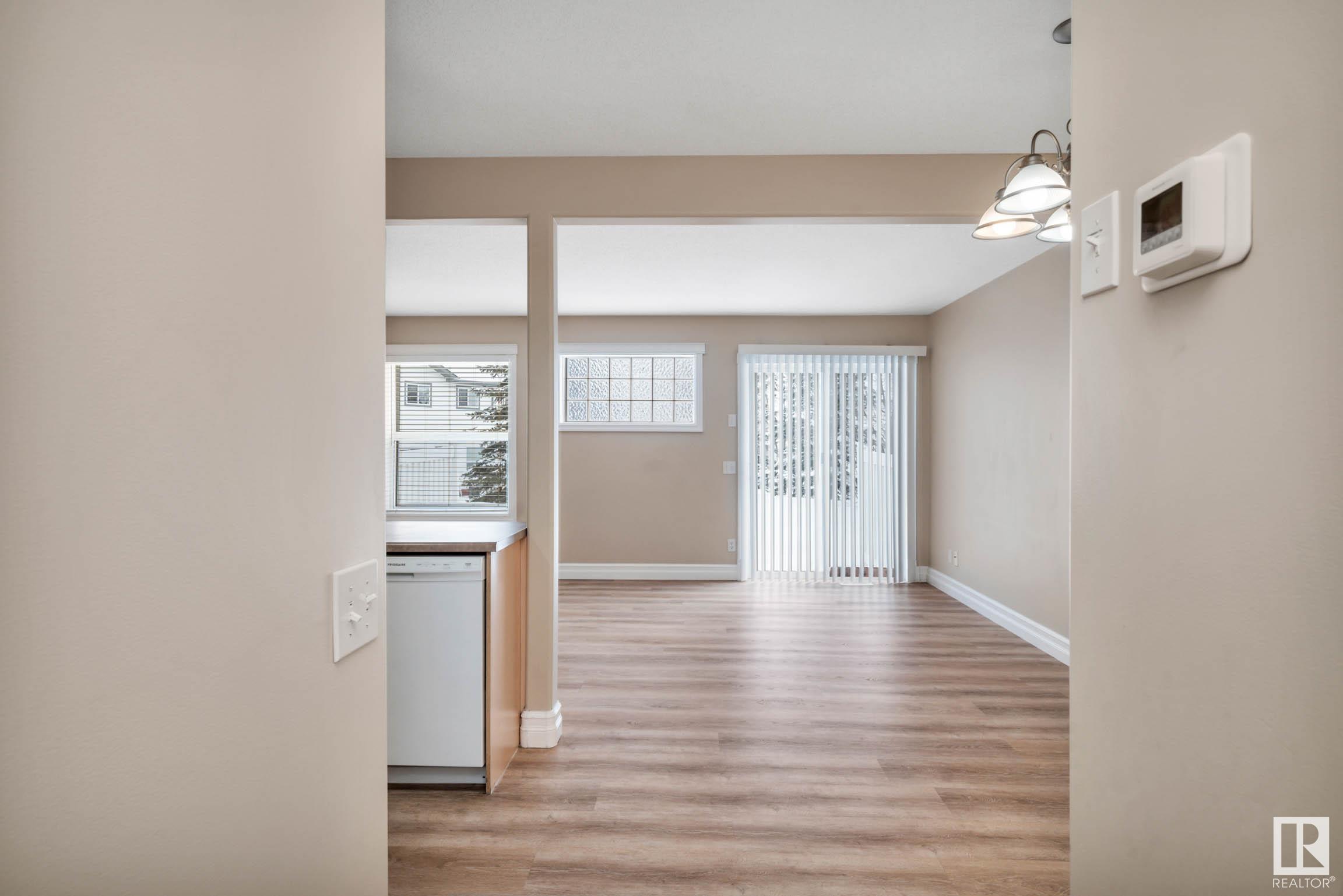      #70 16823 84 ST NW , Edmonton,  ,T5Z 3S4 ;  Listing Number: MLS E4420952