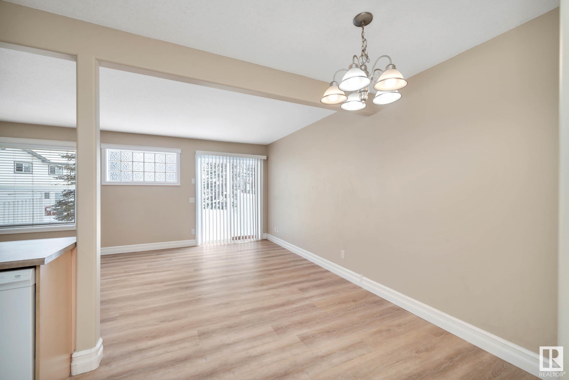      #70 16823 84 ST NW , Edmonton,  ,T5Z 3S4 ;  Listing Number: MLS E4420952