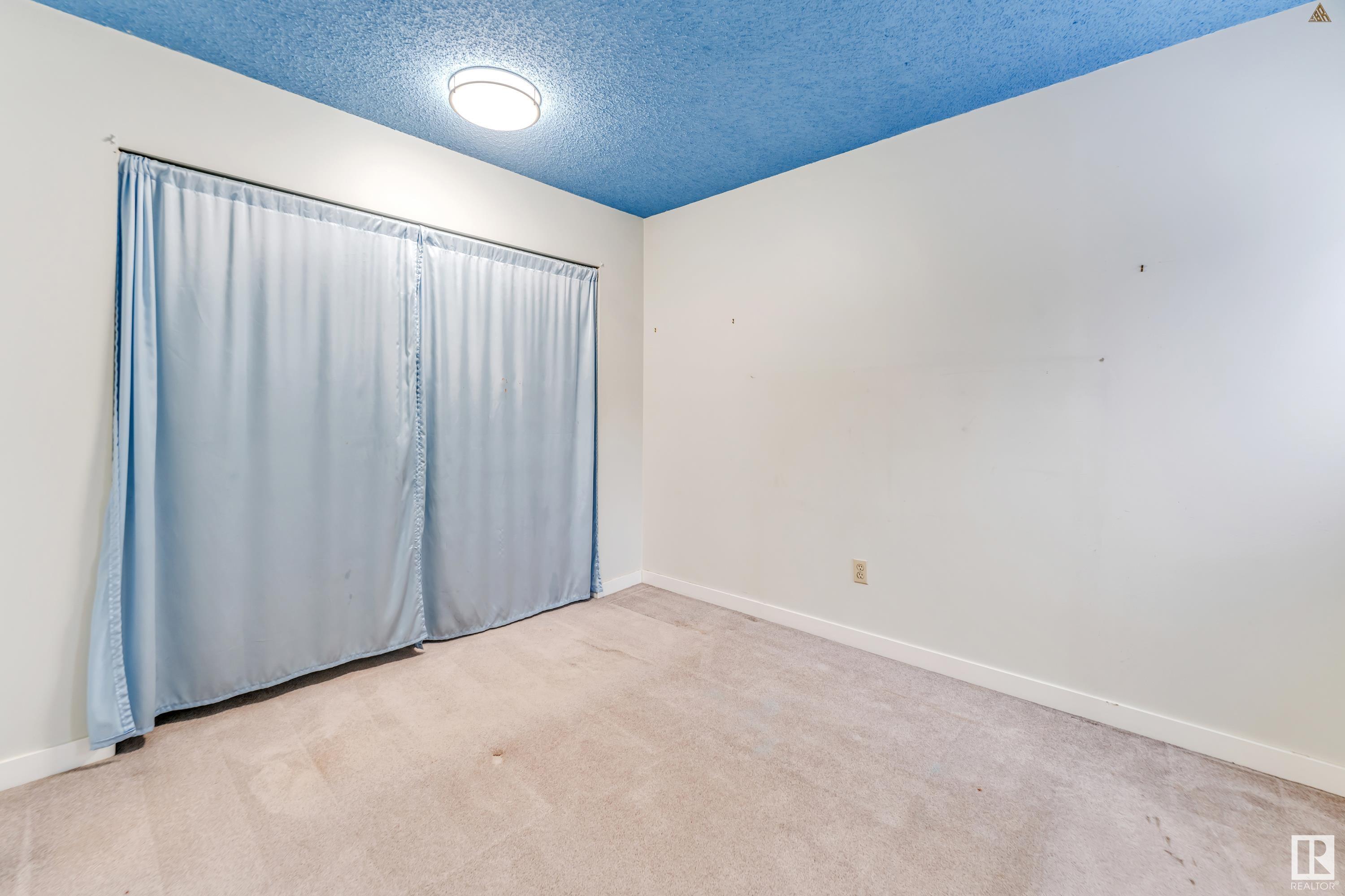      3538 42 ST NW , Edmonton,  ,T6L 5A1 ;  Listing Number: MLS E4420957