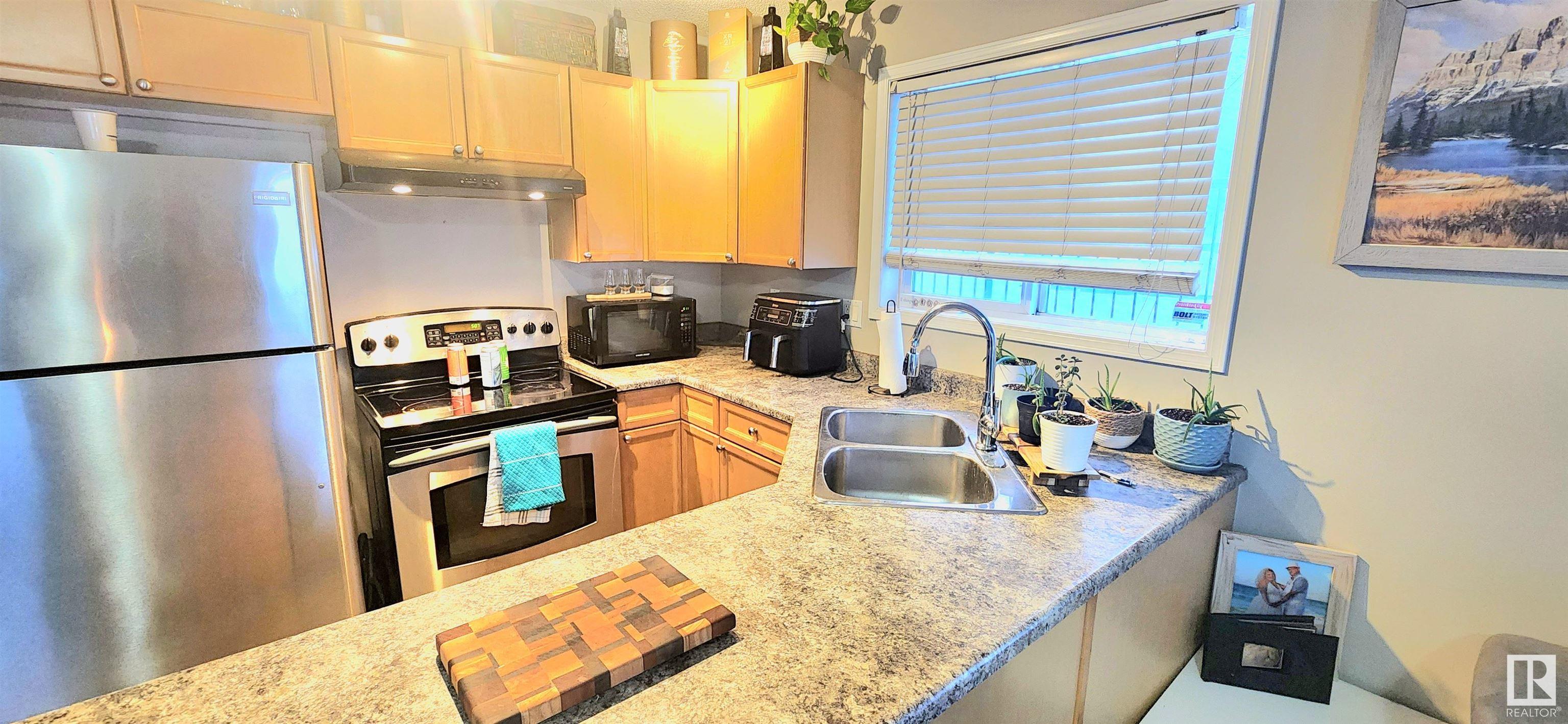      #34 130 HYNDMAN CR NW , Edmonton,  ,T5A 0E8 ;  Listing Number: MLS E4420961