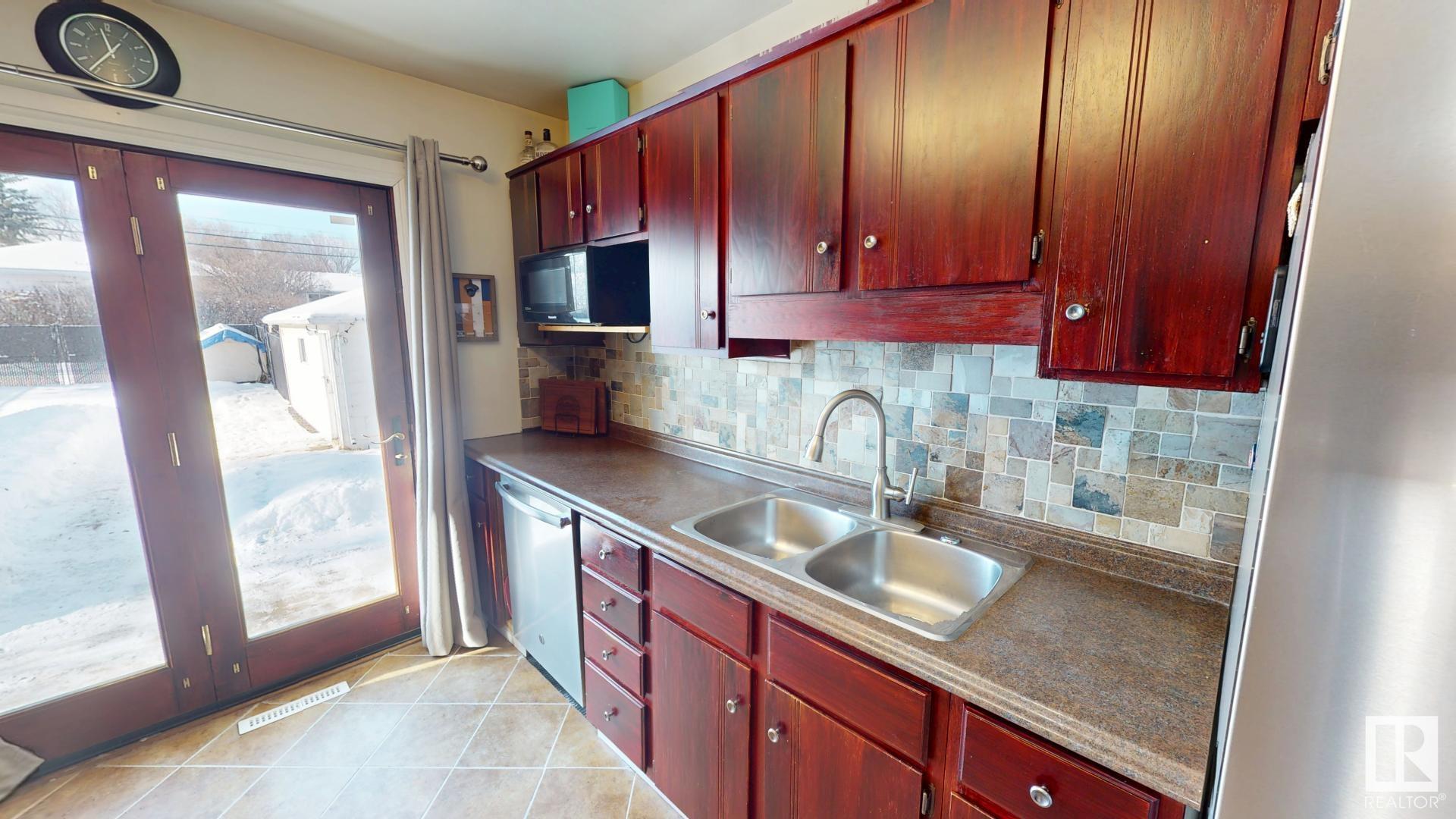      5028 46 ST , Drayton Valley,  ,T7A 1C6 ;  Listing Number: MLS E4420962