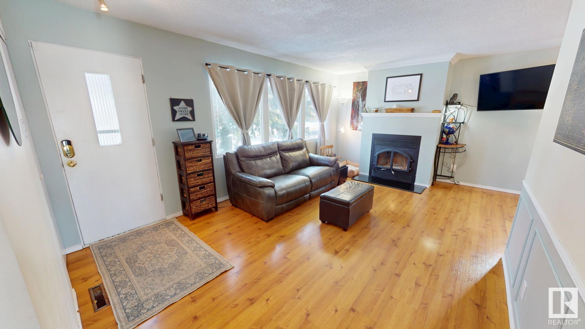      5028 46 ST , Drayton Valley,  ,T7A 1C6 ;  Listing Number: MLS E4420962