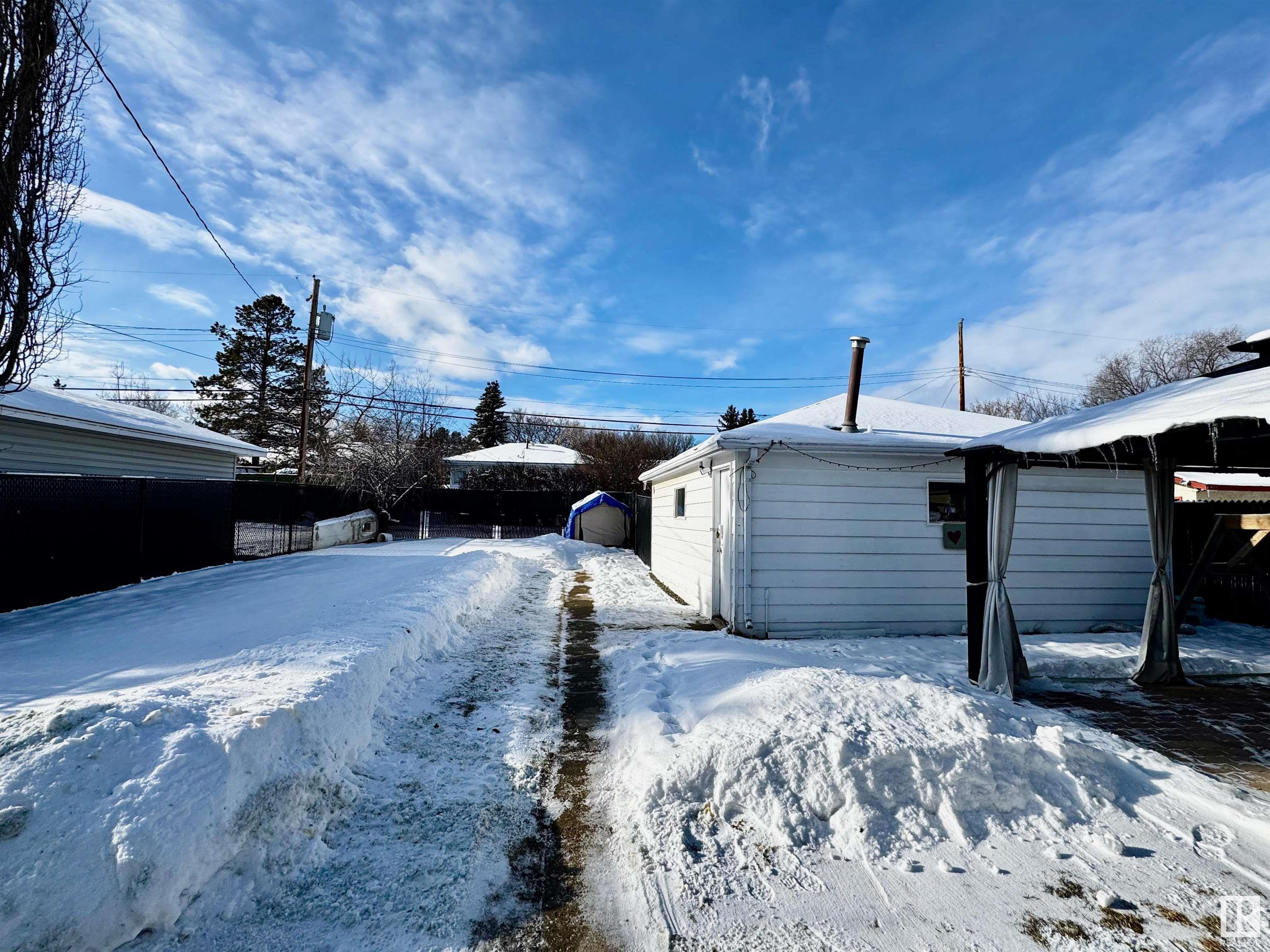      5028 46 ST , Drayton Valley,  ,T7A 1C6 ;  Listing Number: MLS E4420962