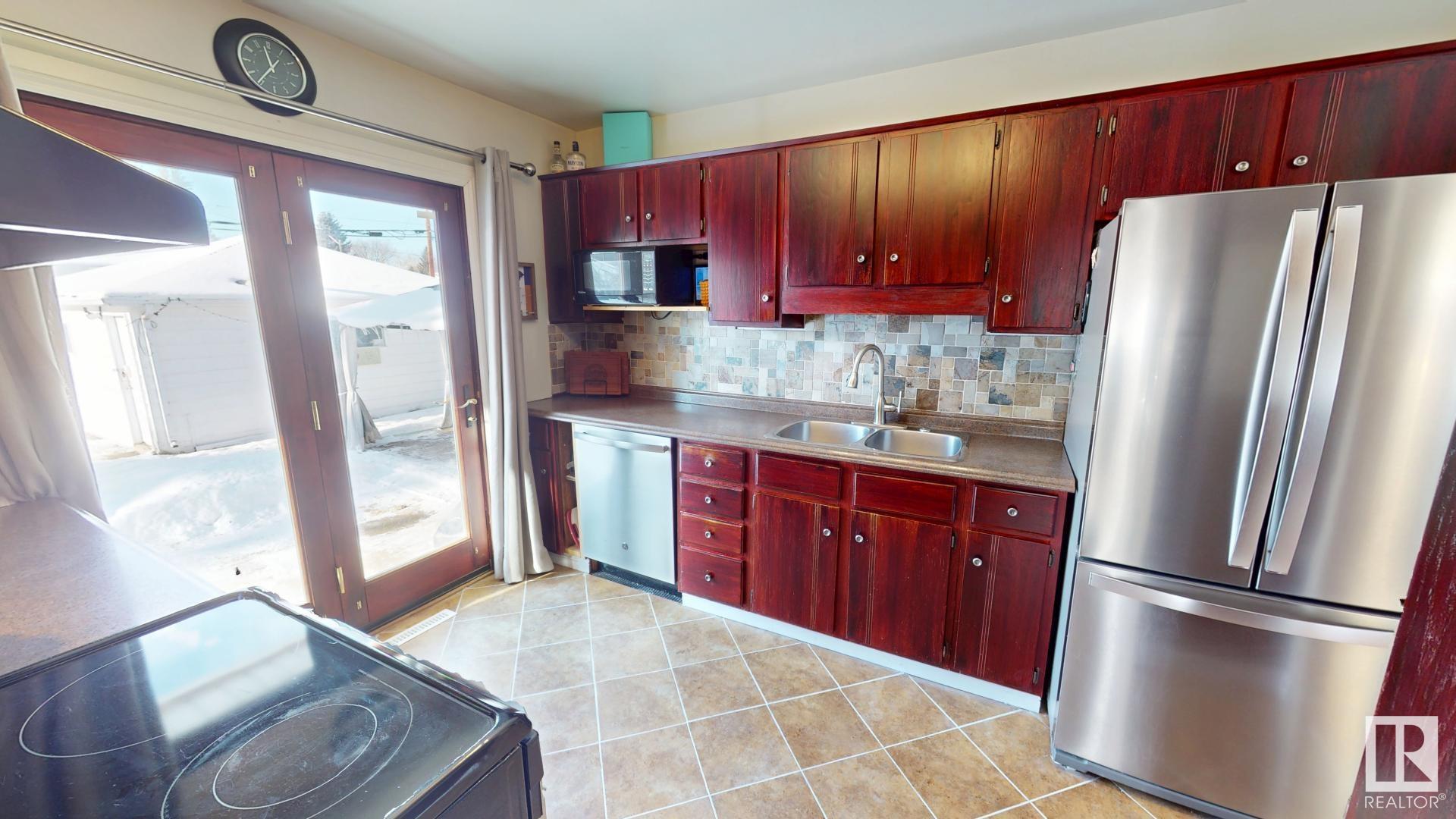      5028 46 ST , Drayton Valley,  ,T7A 1C6 ;  Listing Number: MLS E4420962