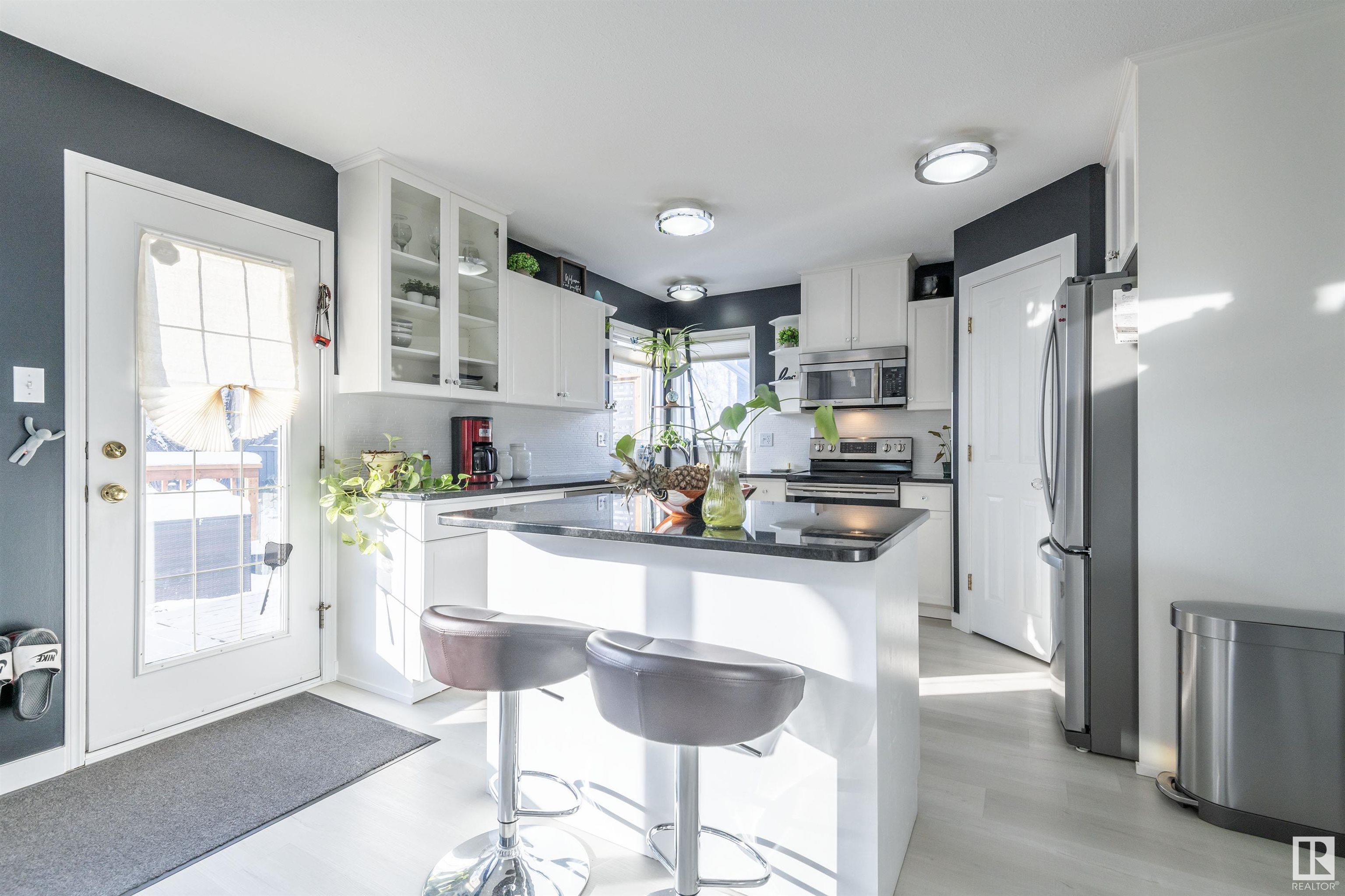      1207 Potter Greens DR NW , Edmonton,  ,T5T 5Y7 ;  Listing Number: MLS E4420967