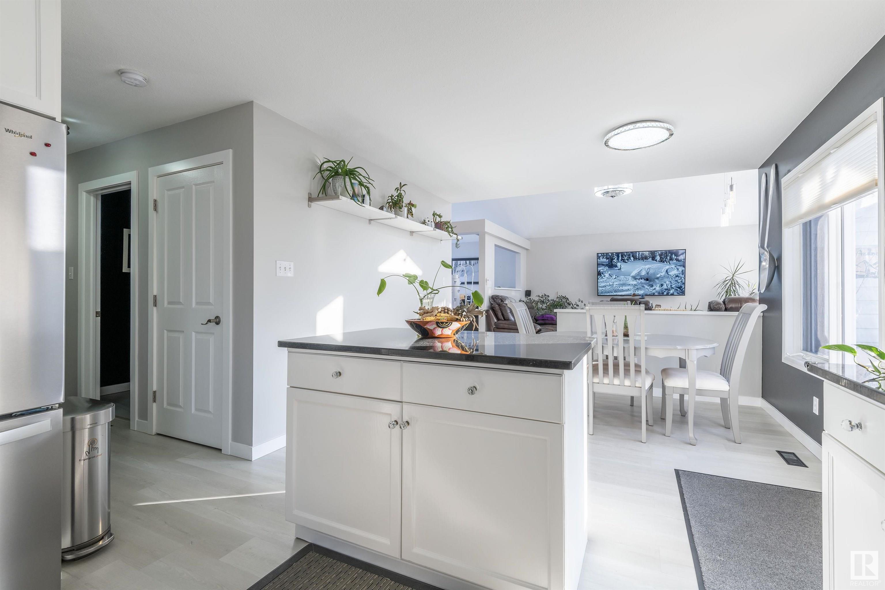      1207 Potter Greens DR NW , Edmonton,  ,T5T 5Y7 ;  Listing Number: MLS E4420967