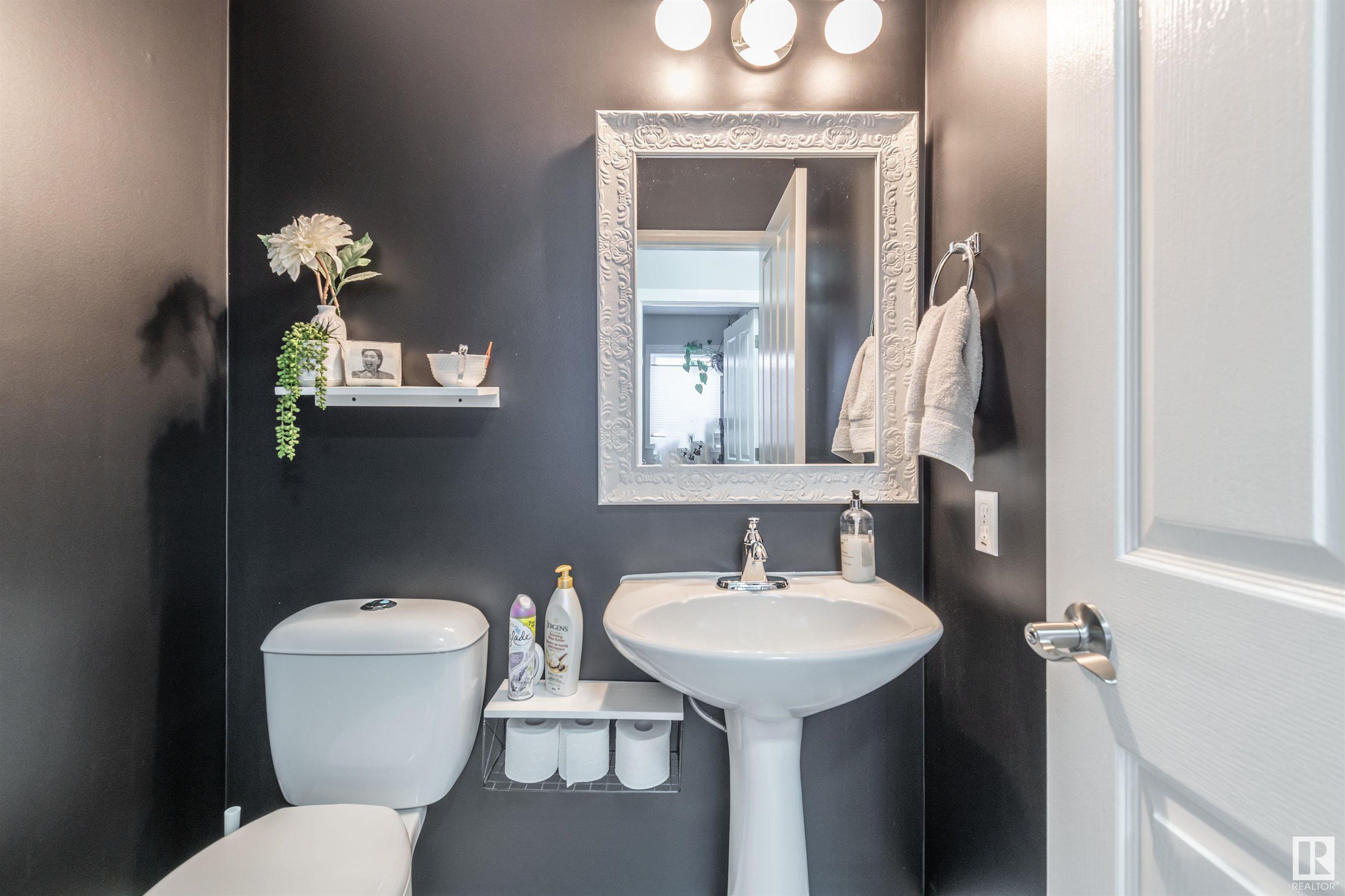      1207 Potter Greens DR NW , Edmonton,  ,T5T 5Y7 ;  Listing Number: MLS E4420967