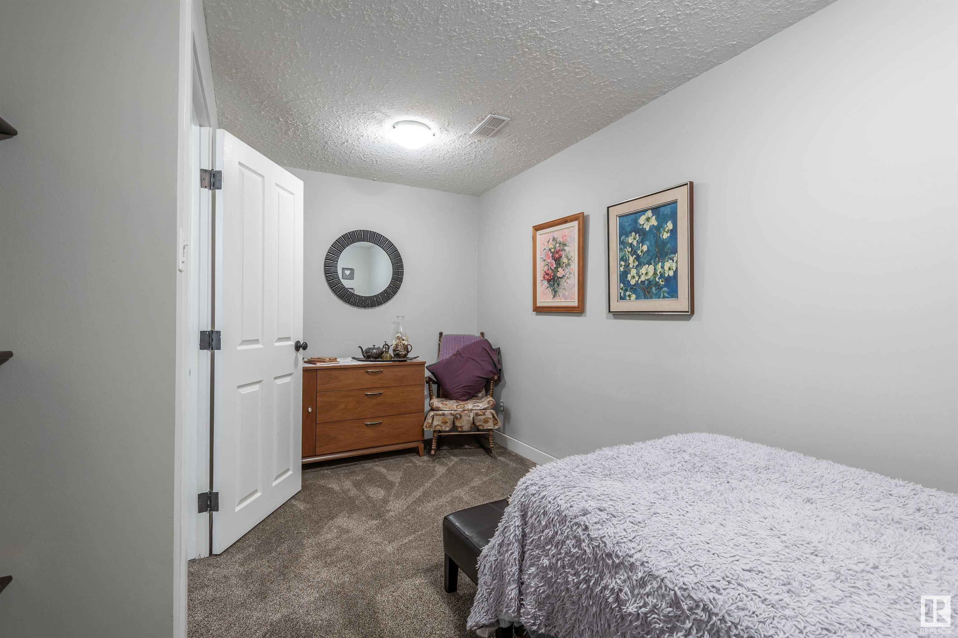      1207 Potter Greens DR NW , Edmonton,  ,T5T 5Y7 ;  Listing Number: MLS E4420967