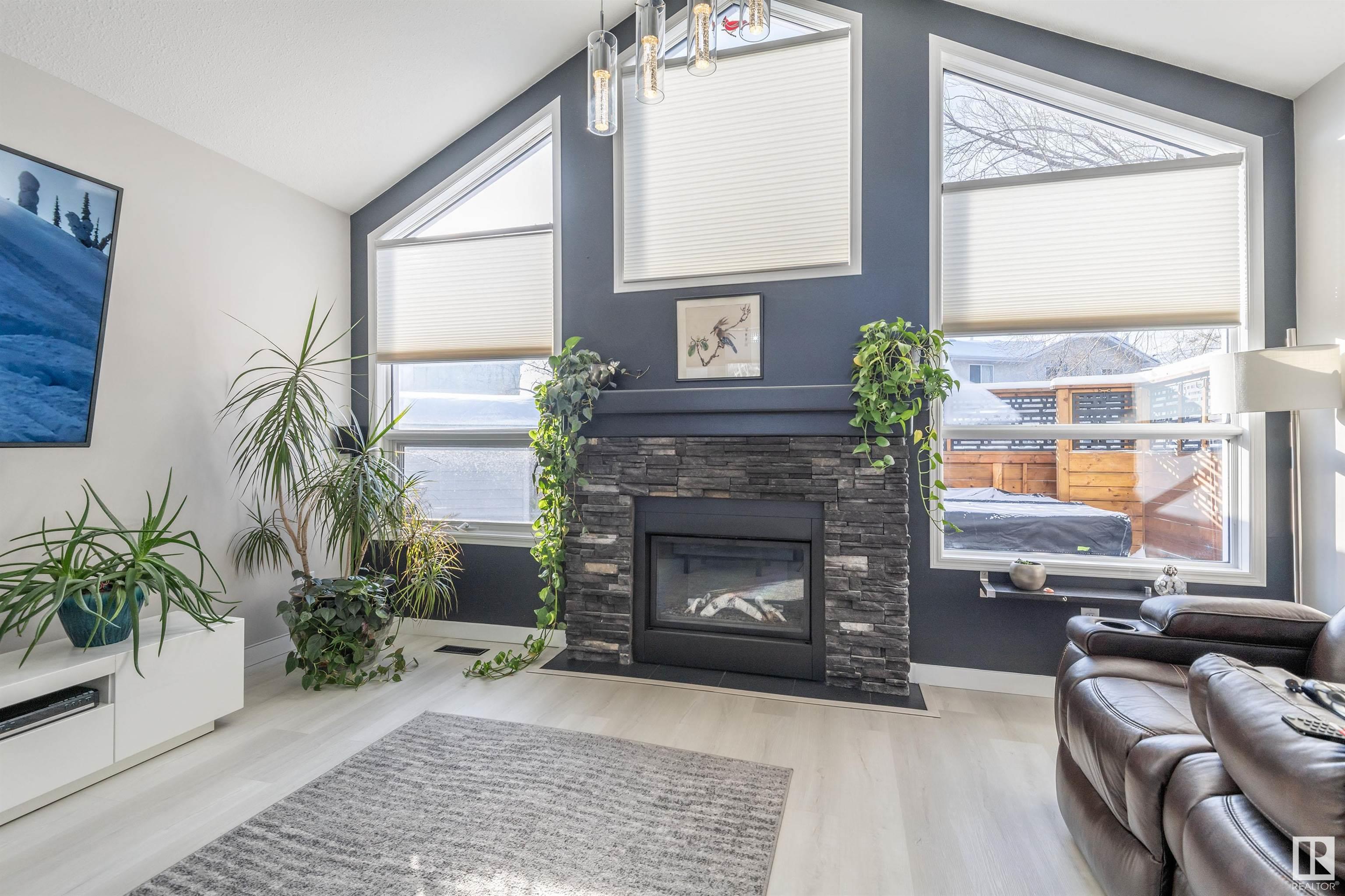      1207 Potter Greens DR NW , Edmonton,  ,T5T 5Y7 ;  Listing Number: MLS E4420967