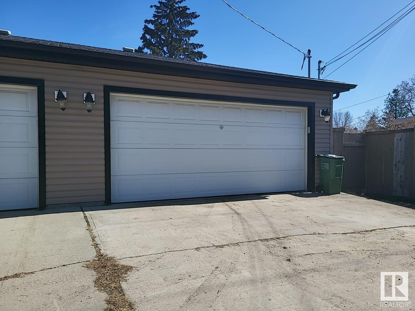      9846 162 ST NW , Edmonton,  ,T5P 3L2 ;  Listing Number: MLS E4420981
