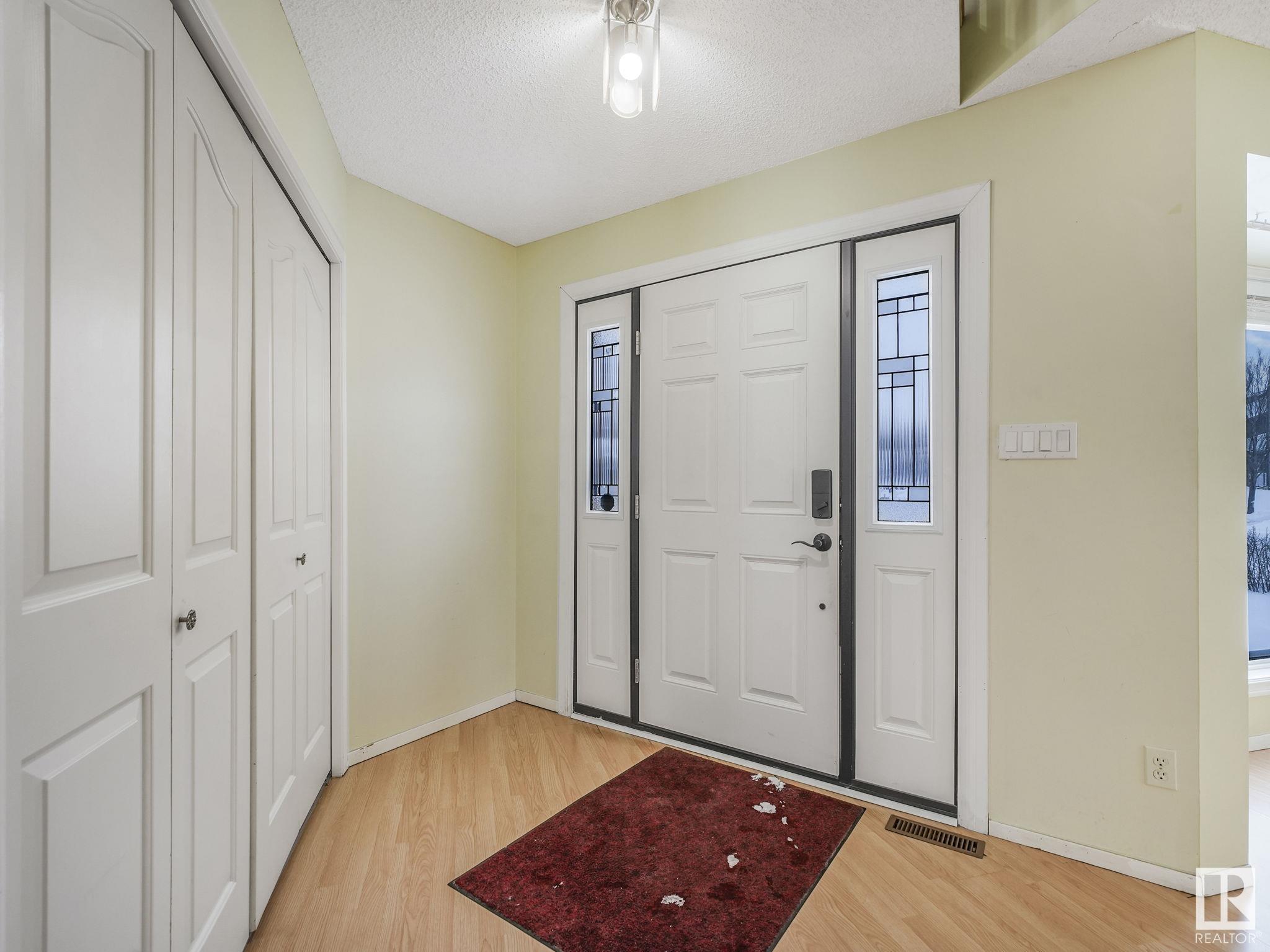      17936 62B AV NW , Edmonton,  ,T5T 3B4 ;  Listing Number: MLS E4420982