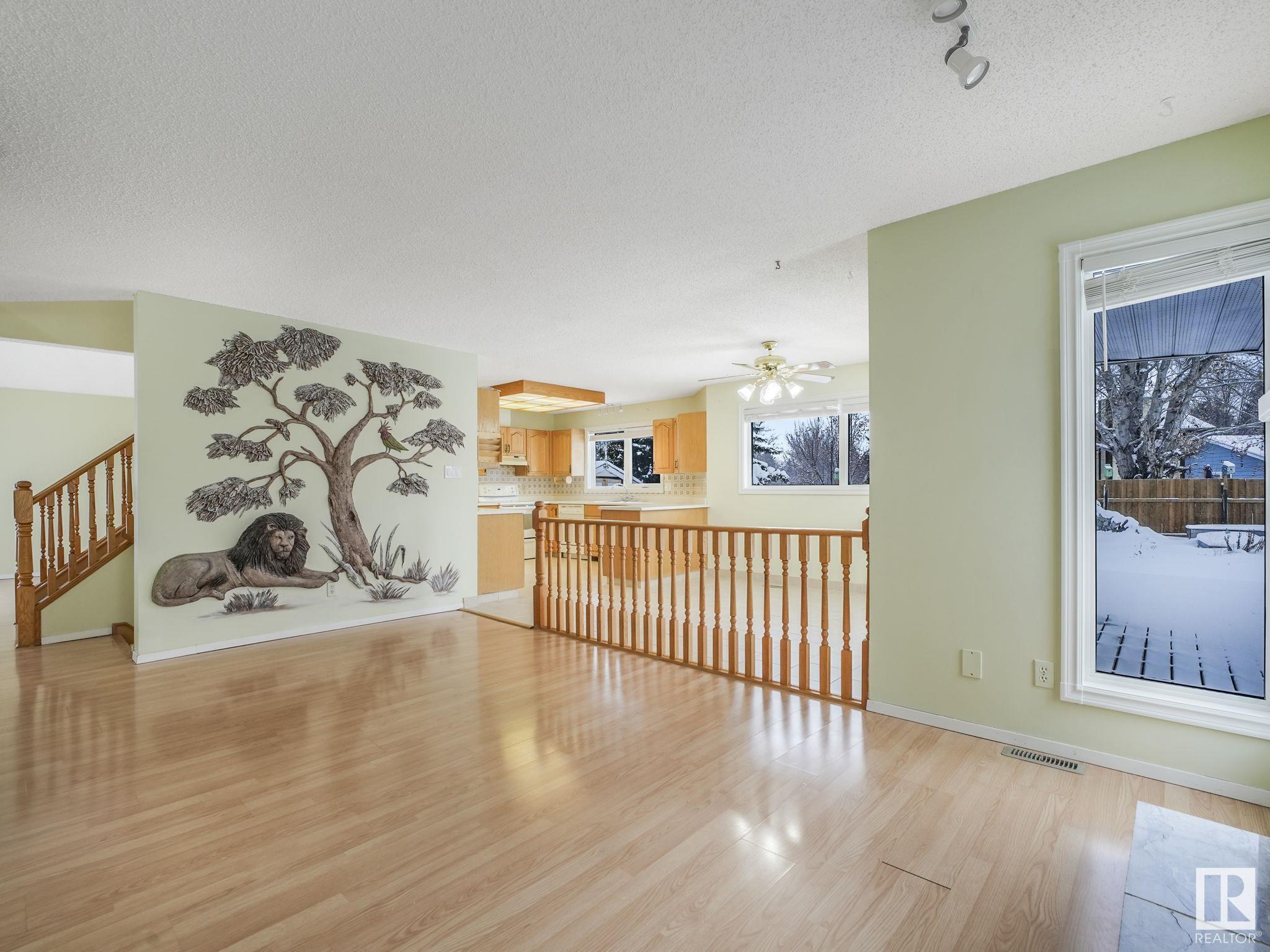      17936 62B AV NW , Edmonton,  ,T5T 3B4 ;  Listing Number: MLS E4420982