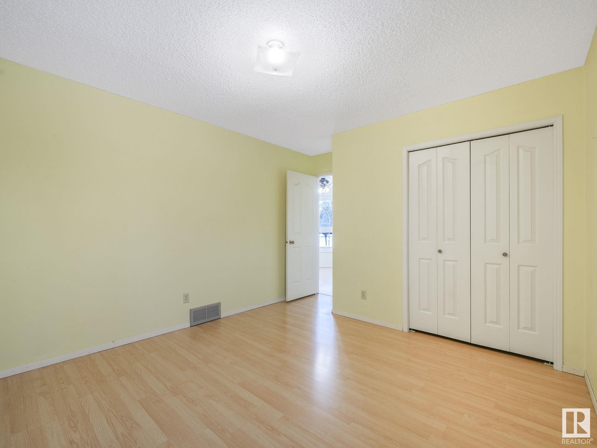      17936 62B AV NW , Edmonton,  ,T5T 3B4 ;  Listing Number: MLS E4420982