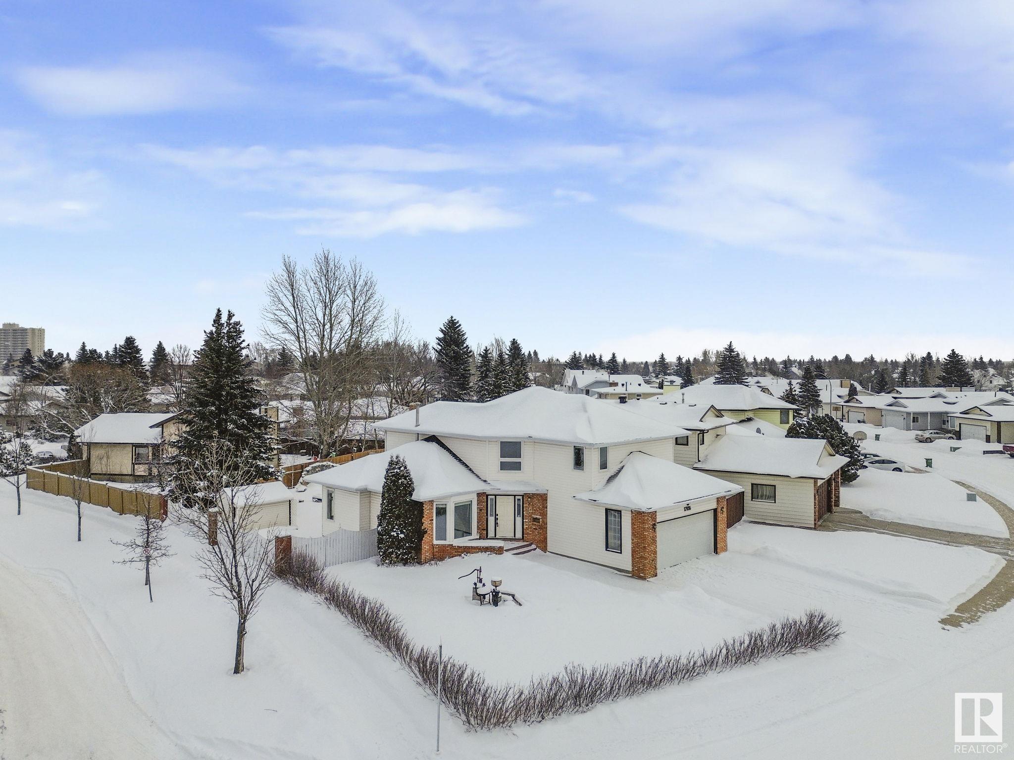      17936 62B AV NW , Edmonton,  ,T5T 3B4 ;  Listing Number: MLS E4420982