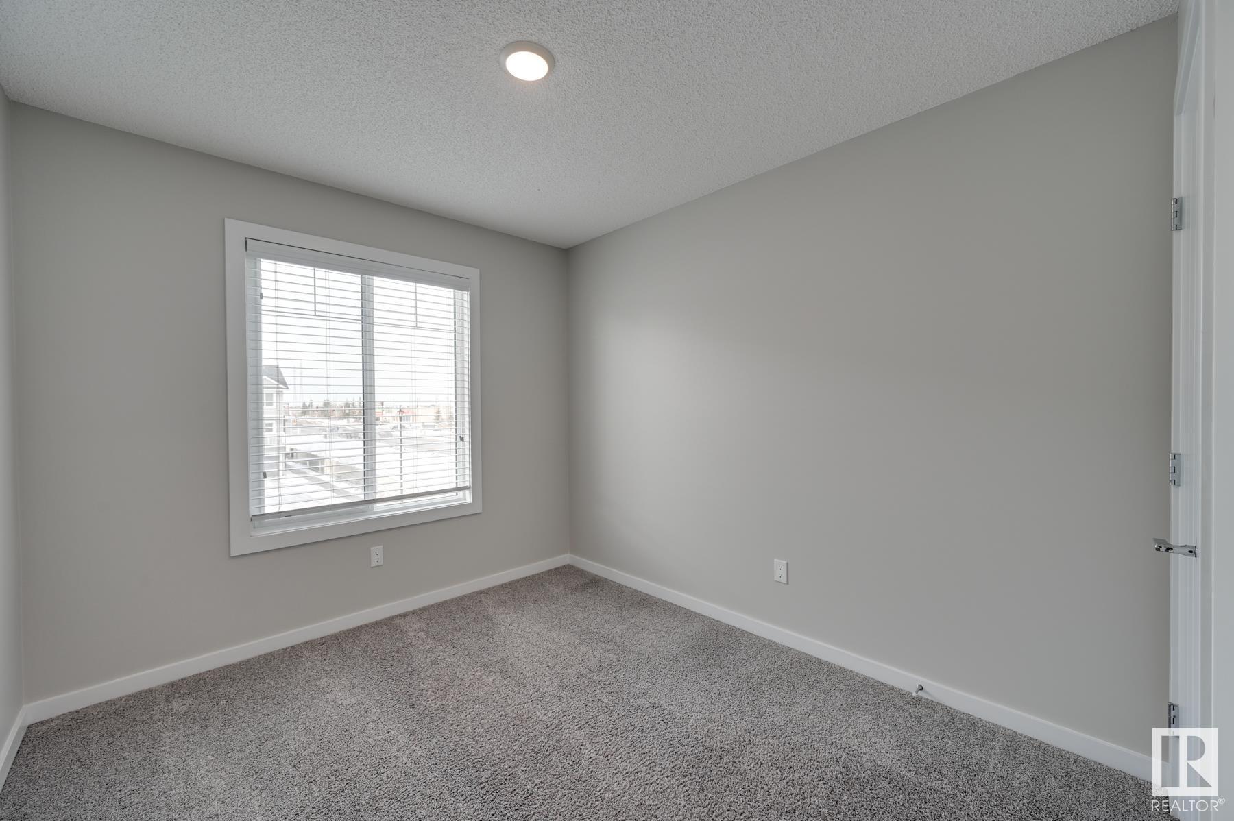      #33 2215 24 ST NW , Edmonton,  ,T6T 1A6 ;  Listing Number: MLS E4420985