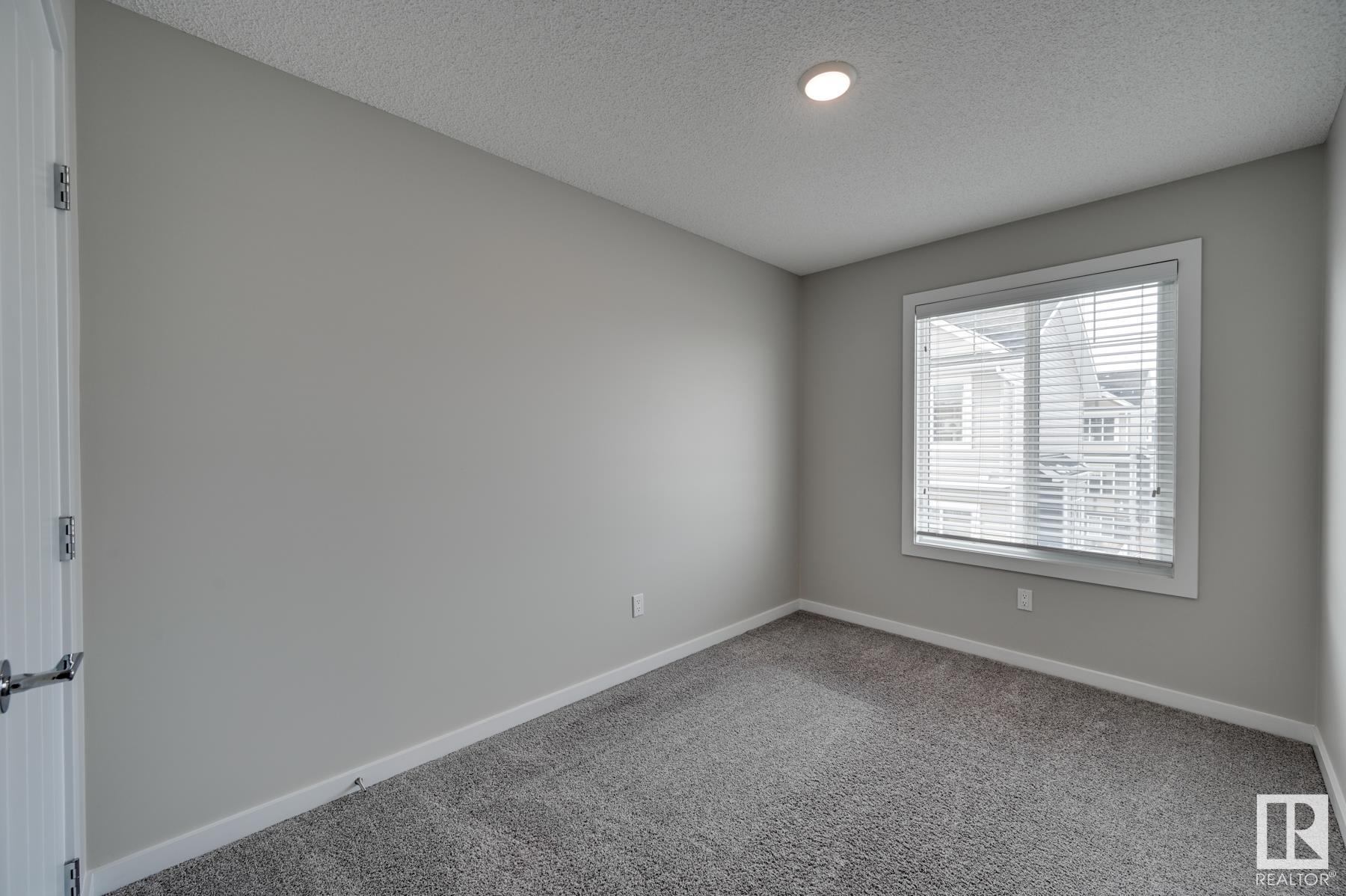      #33 2215 24 ST NW , Edmonton,  ,T6T 1A6 ;  Listing Number: MLS E4420985