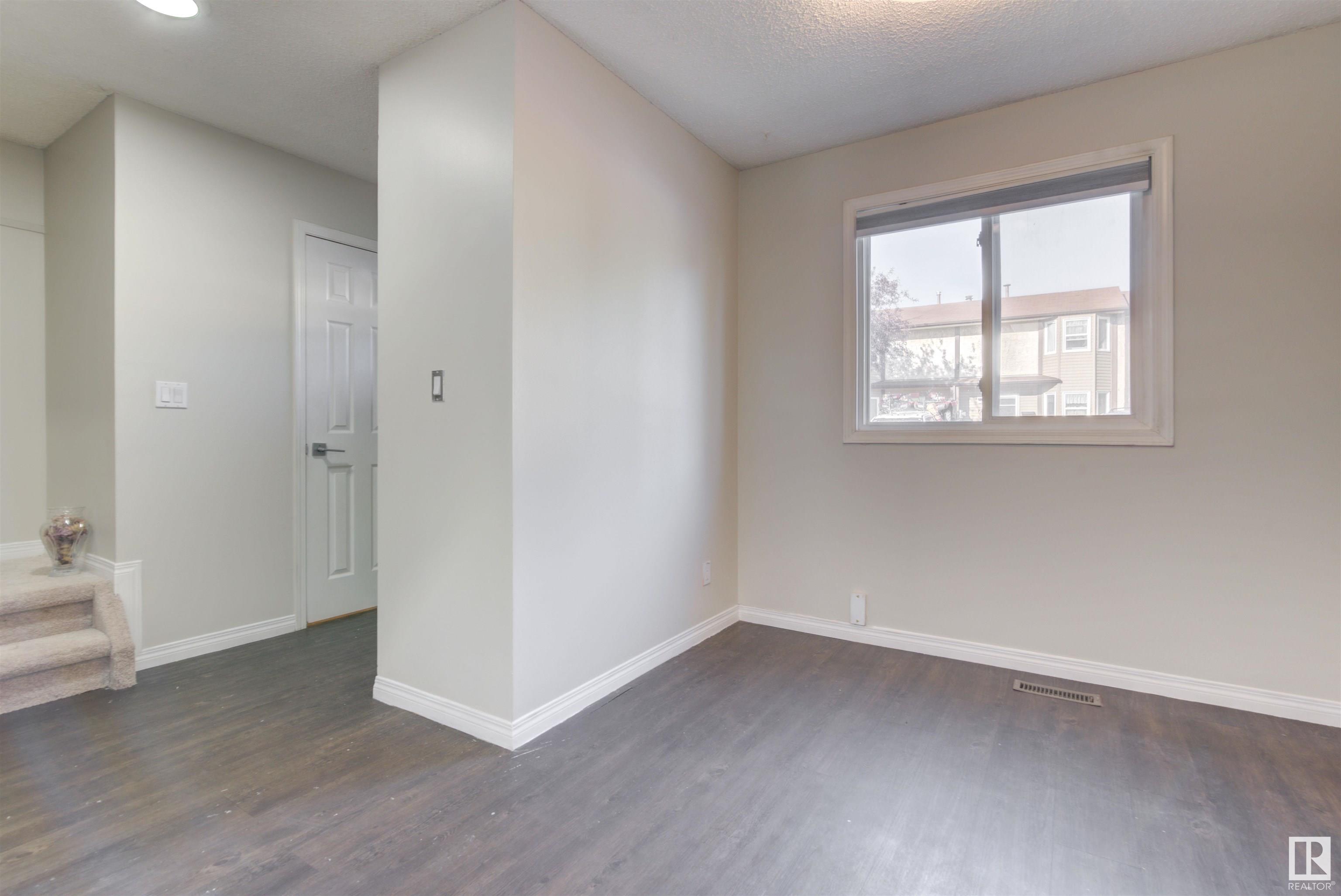      #22 10453 20 AV NW , Edmonton,  ,T6J 5H1 ;  Listing Number: MLS E4420988